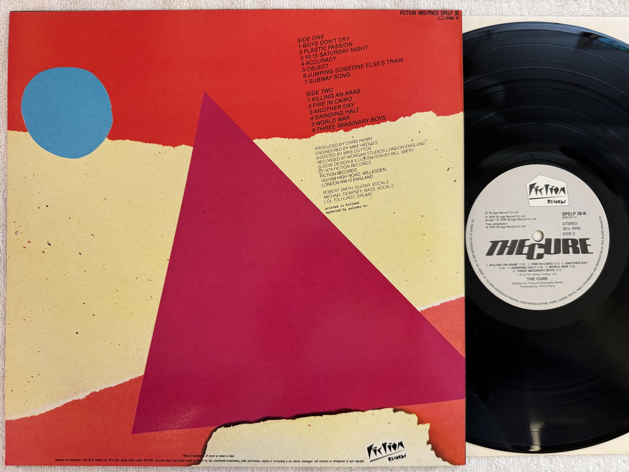 Omslagsbild för skivan THE CURE Boys Don't Cry LP -80/83 UK FICTION SPELP 26