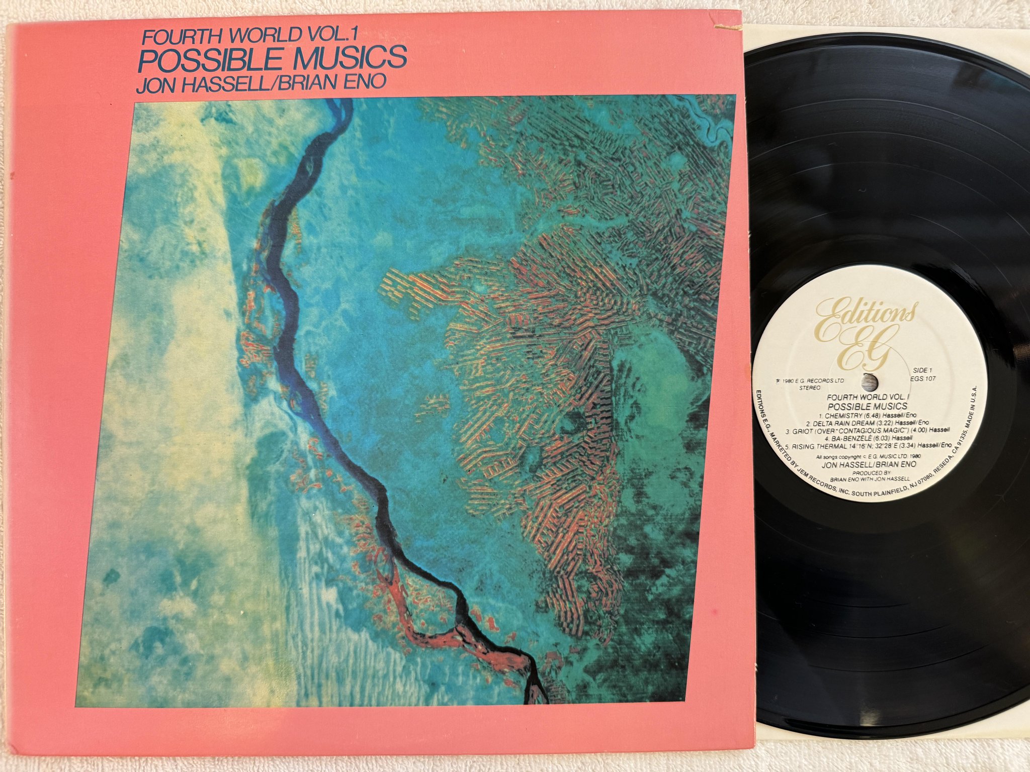 Omslagsbild för skivan JON HASSELL / BRIAN ENO Fourth World Vol. 1 - Possible Musics LP -80 US EGS 107