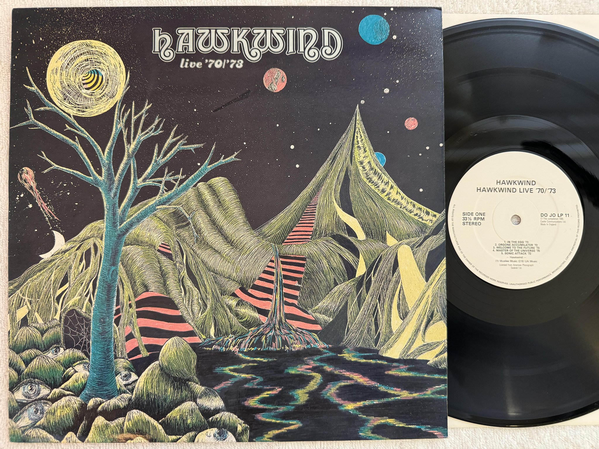 Omslagsbild för skivan HAWKWIND Live '70/'73 LP -85 UK DOJOLP 11
