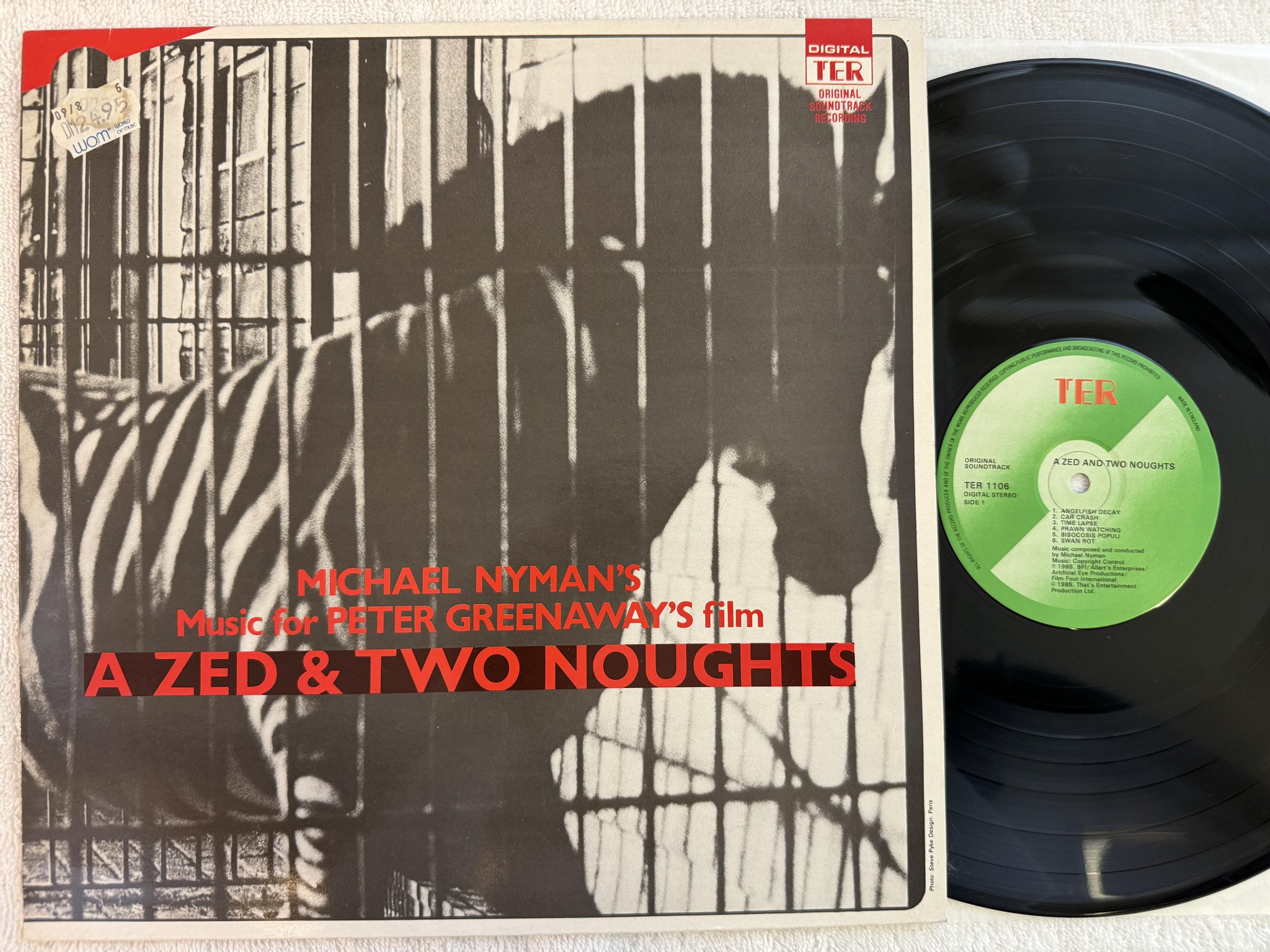 Omslagsbild för skivan MICHAEL NYMAN Music For Peter Greenaway's Film A Zed & Two Noughts LP -85