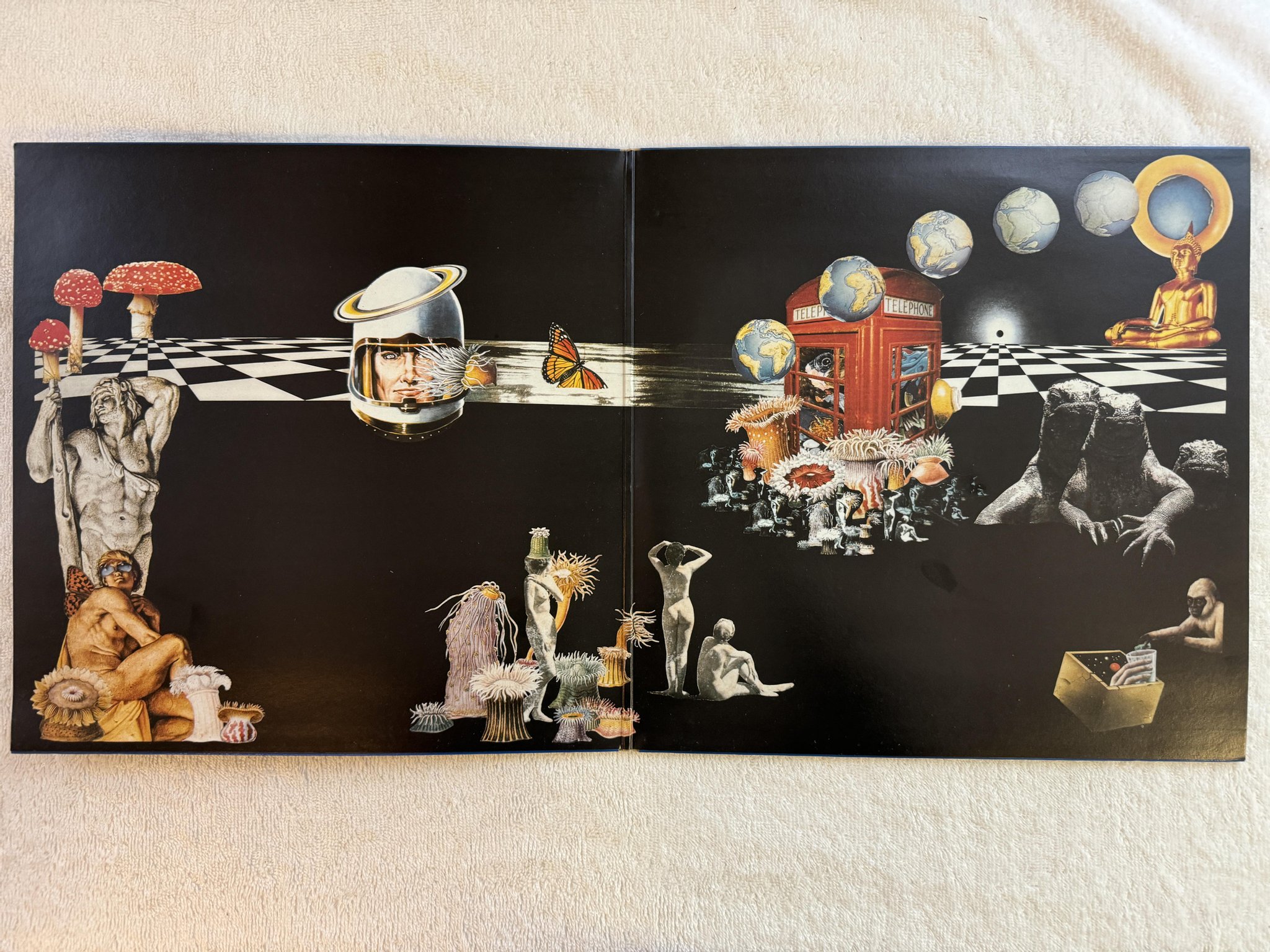 Omslagsbild för skivan LOVE AND ROCKETS Seventh Dream Of Teenage Heaven LP -85 UK *** damont ***