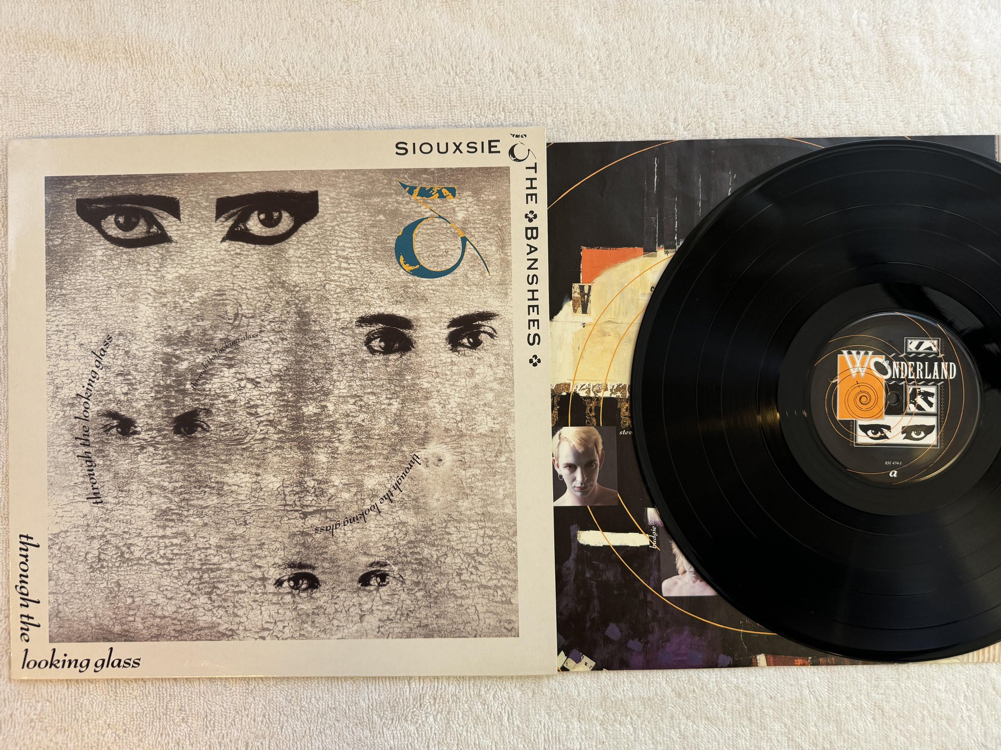 Omslagsbild för skivan SIOUXSIE & THE BANSHEES Through The Looking Glass LP -87 POLYDOR 831 474-1
