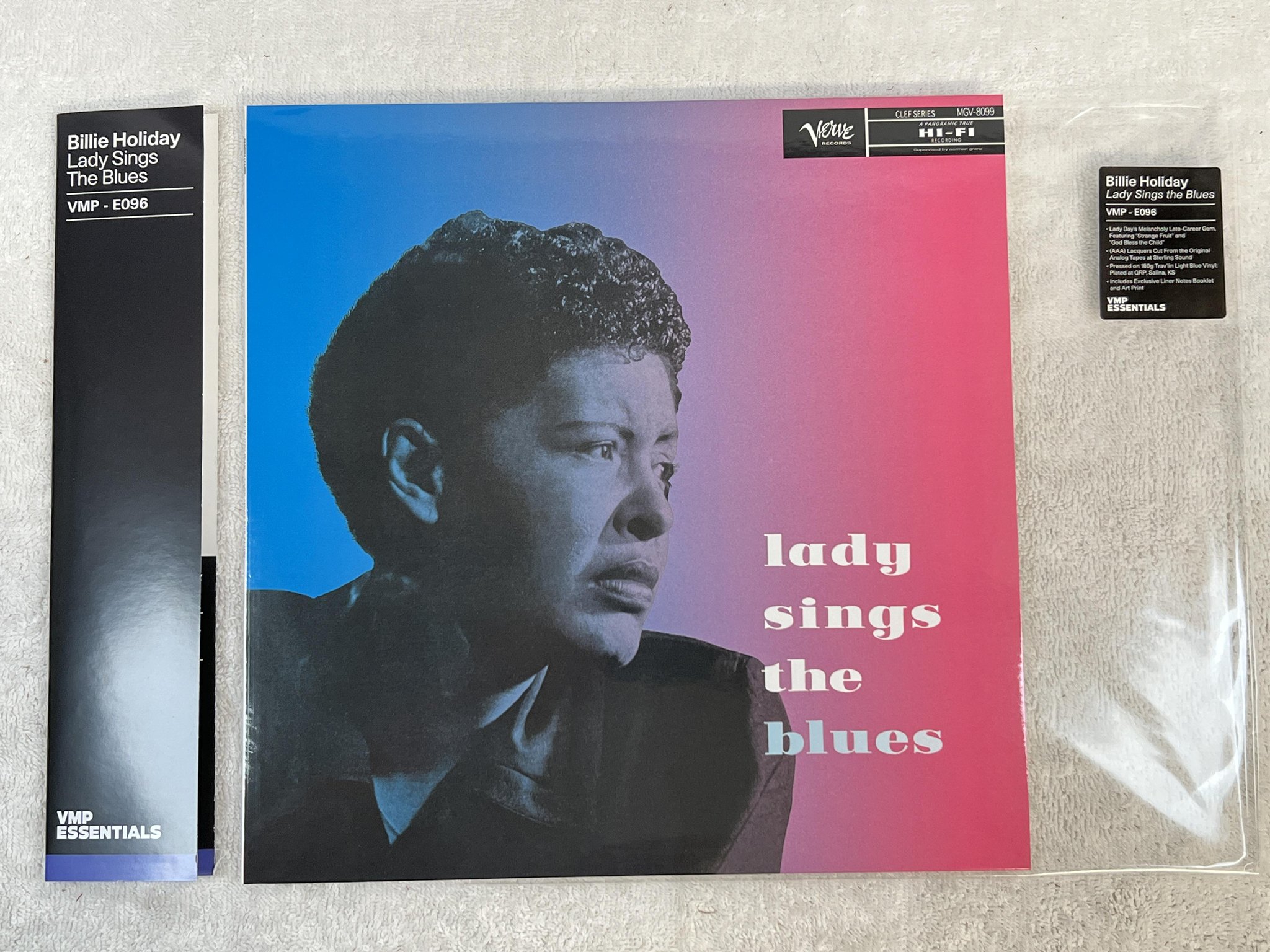 Omslagsbild för skivan BILLIE HOLIDAY lady sings the blues LP 2020 US VMP E096 *** LIGHT BLUE ***