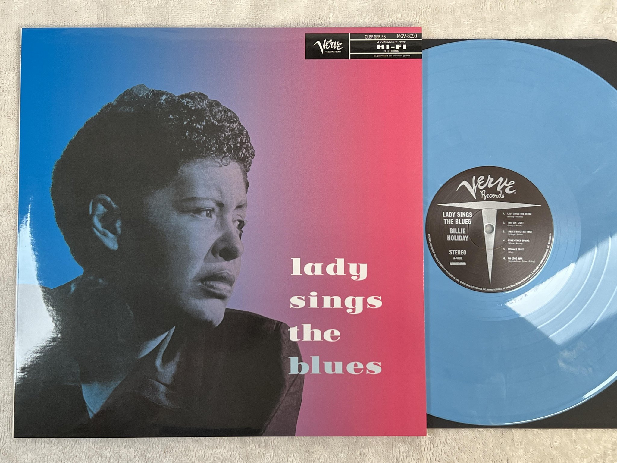 Omslagsbild för skivan BILLIE HOLIDAY lady sings the blues LP 2020 US VMP E096 *** LIGHT BLUE ***