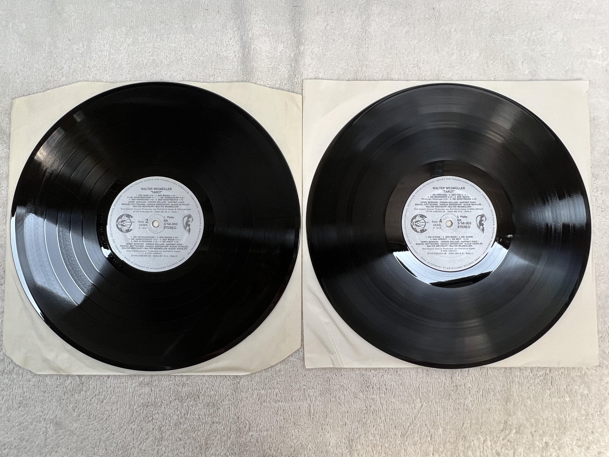 Omslagsbild för skivan WALTER WEGMÜLLER tarot 2xLP box set -73 Ger OHR KK 2/58.00 ** rare krautrock **