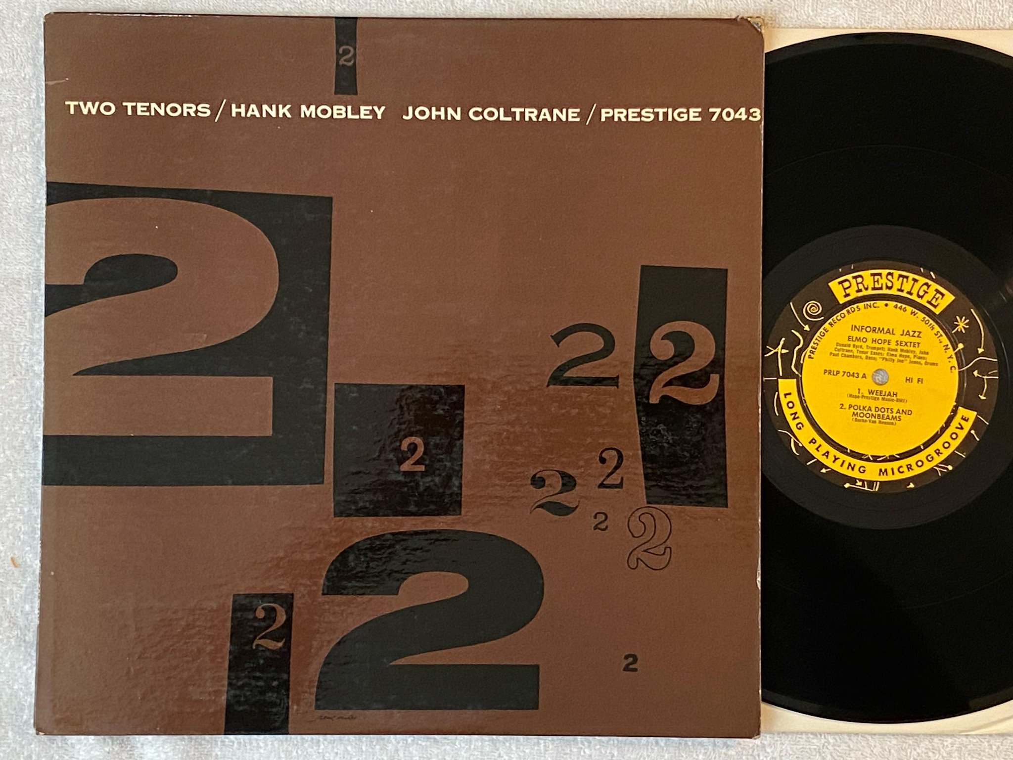 Omslagsbild för skivan HANK MOBLEY & JOHN COLTRANE two tenors LP -58 US PRESTIGE PRLP 7043 ** 446 W. **