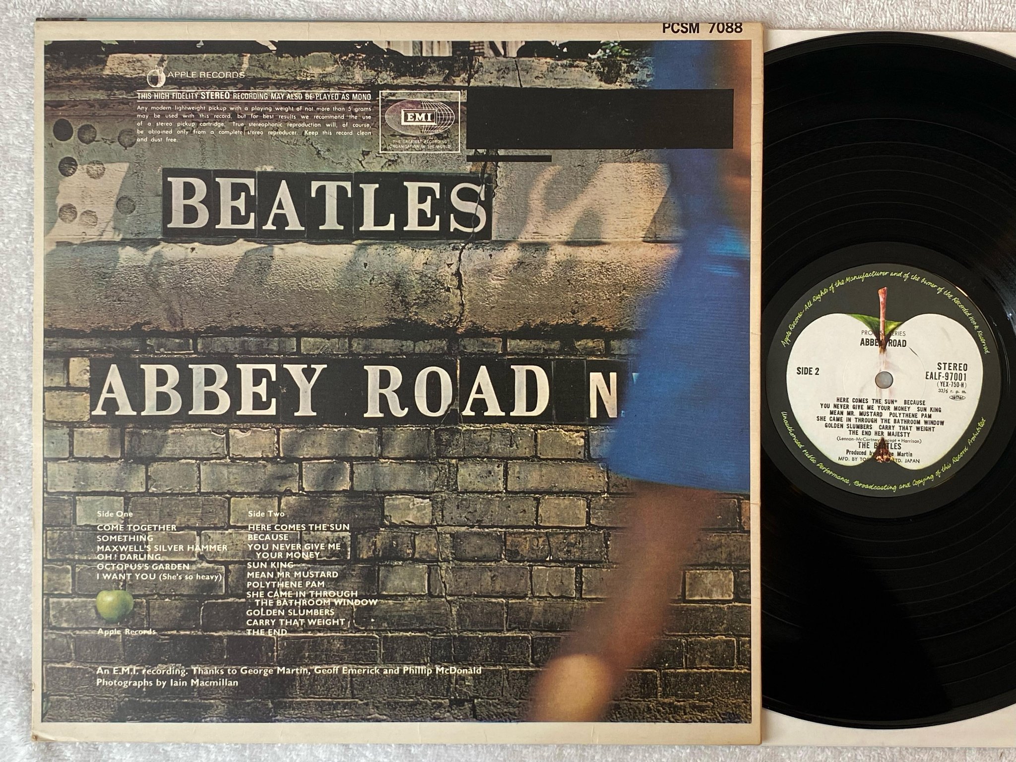 Omslagsbild för skivan THE BEATLES Abbey road LP -78 Japan PRO-USE SERIES APPLE EALF-97001 ** RARE **
