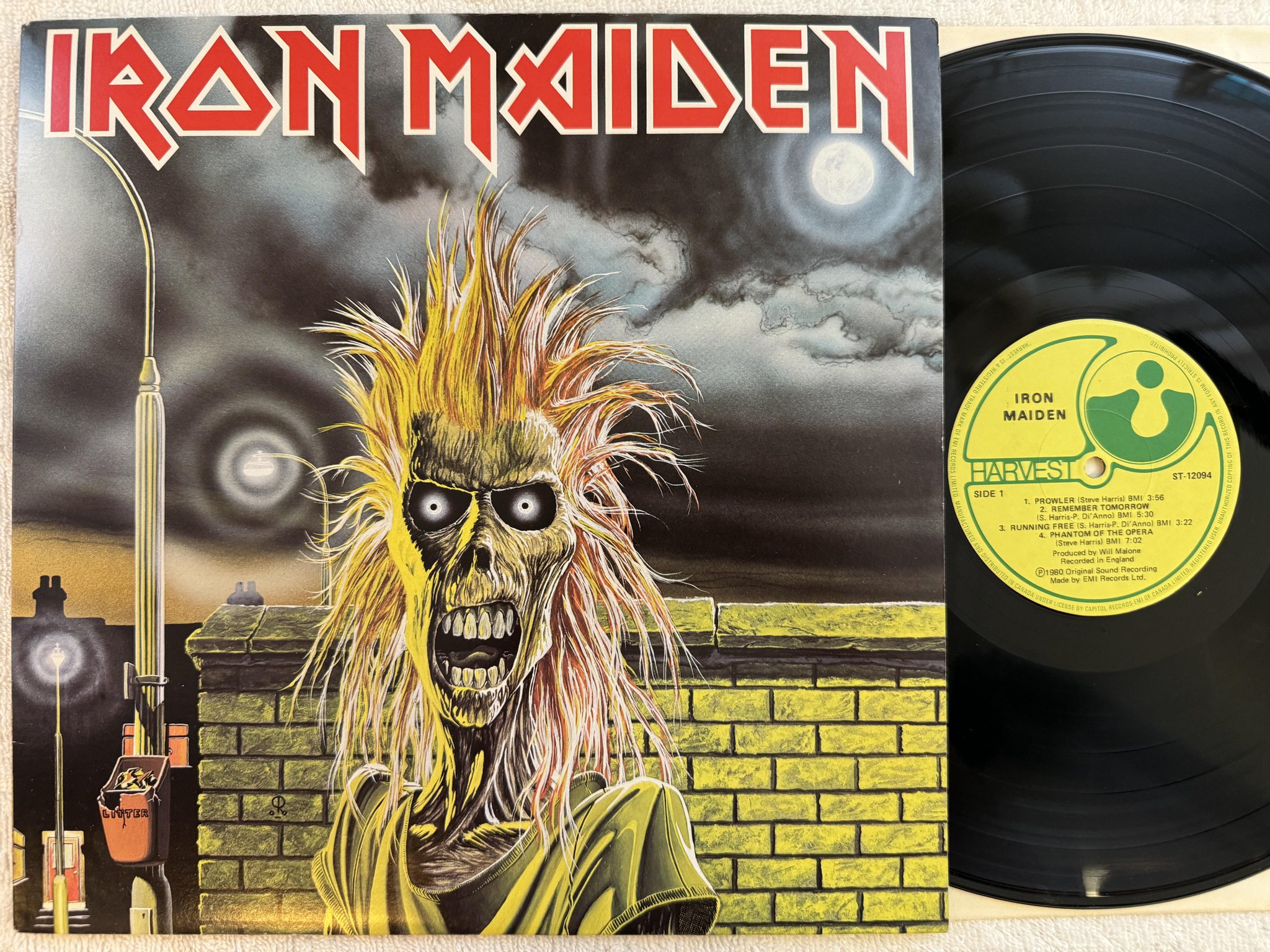 Omslagsbild för skivan IRON MAIDEN s/t LP -80 Can HARVEST ST-12094