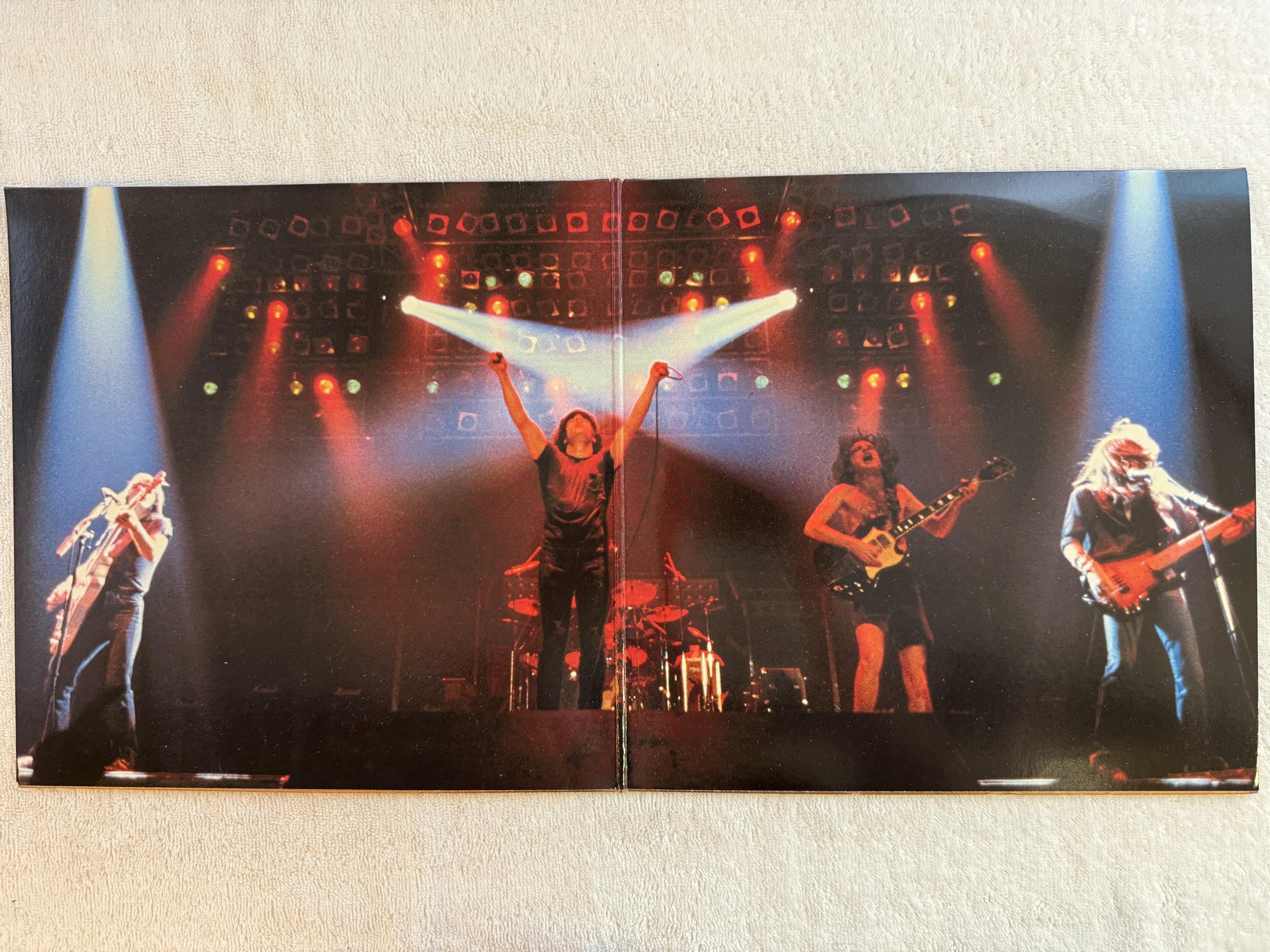 Omslagsbild för skivan AC/DC for those about to rock LP -81 Hol ATLANTIC ATL 50851