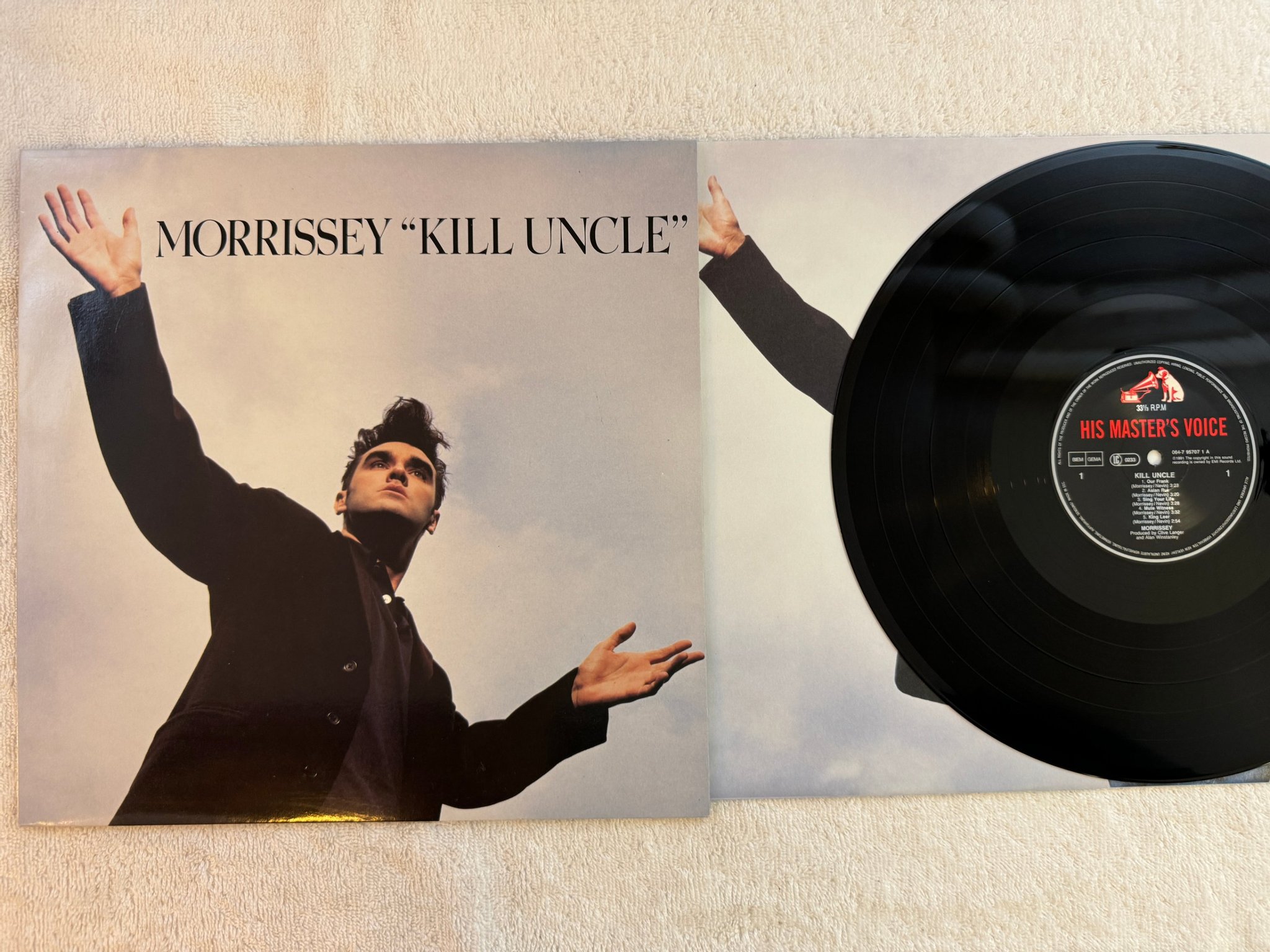 Omslagsbild för skivan MORRISEY kill uncle LP -91 Ger HIS MASTER'S VOICE 064-7957071