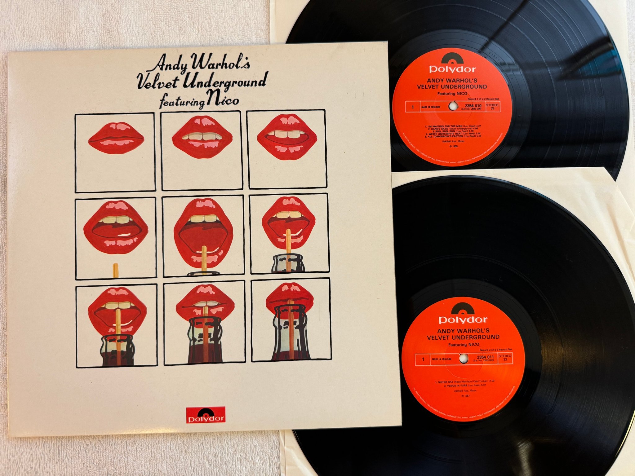 Omslagsbild för skivan ANDY WARHOL 's VELVET UNDERGROUND 2xLP re UK POLYDOR 2354010 ** pop art ***