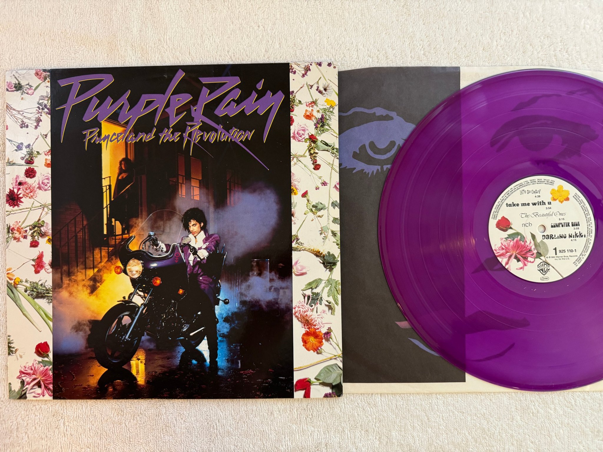 Omslagsbild för skivan PRINCE purple rain LP -84 ncb WARNER BROS 925 110-1 *** purple vinyl ***