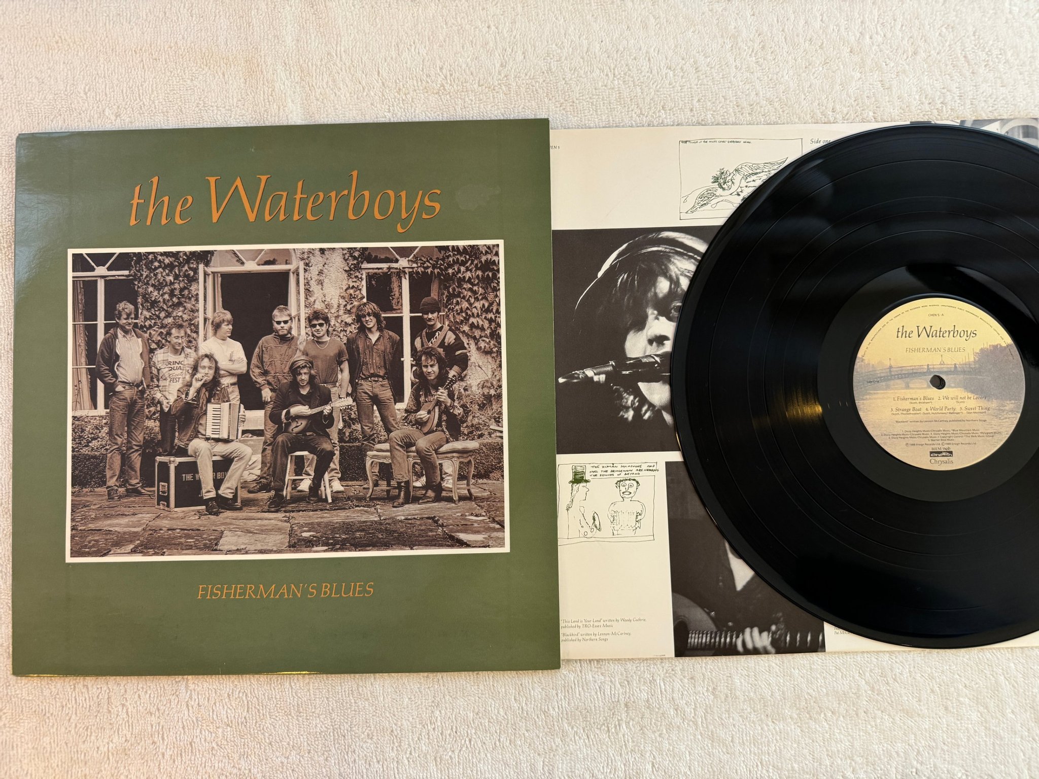 Omslagsbild för skivan THE WATERBOYS Fisherman's Blues LP -88 ncb ENSIGN CHEN-5