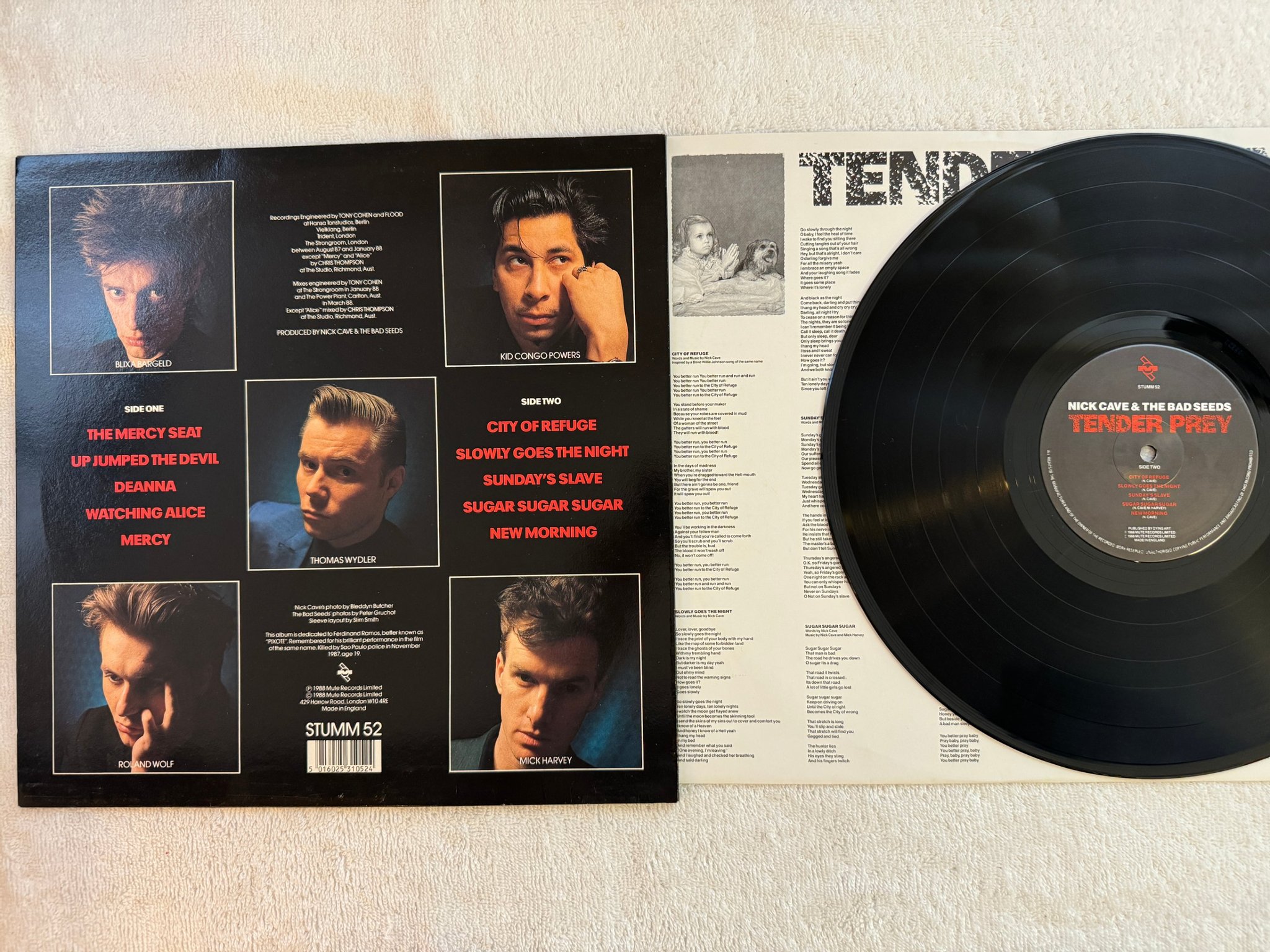 Omslagsbild för skivan NICK CAVE & THE BAD SEEDS tender prey LP -88 MUTE STUMM-52