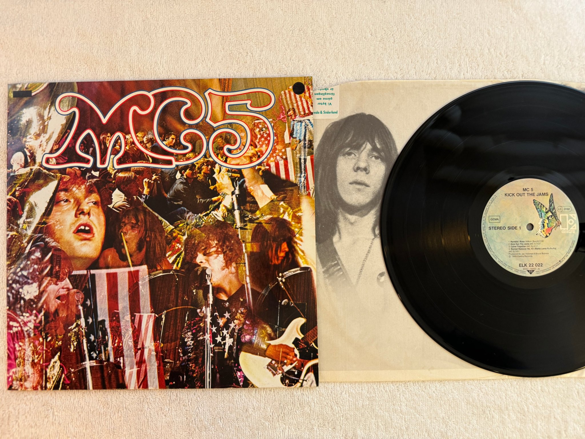 Omslagsbild för skivan MC 5 kick out the jams LP re Ger ELEKTRA ELK 22 022