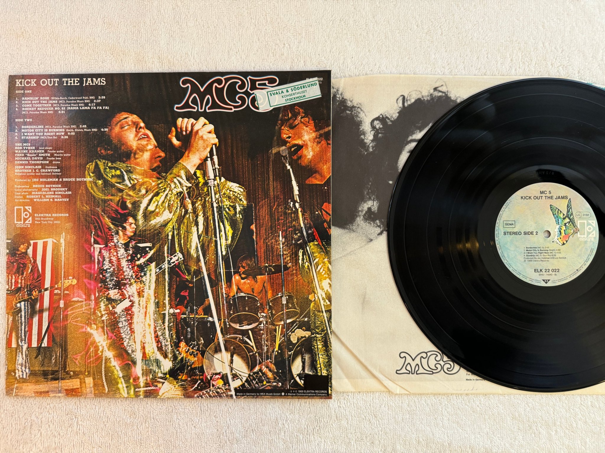 Omslagsbild för skivan MC 5 kick out the jams LP re Ger ELEKTRA ELK 22 022