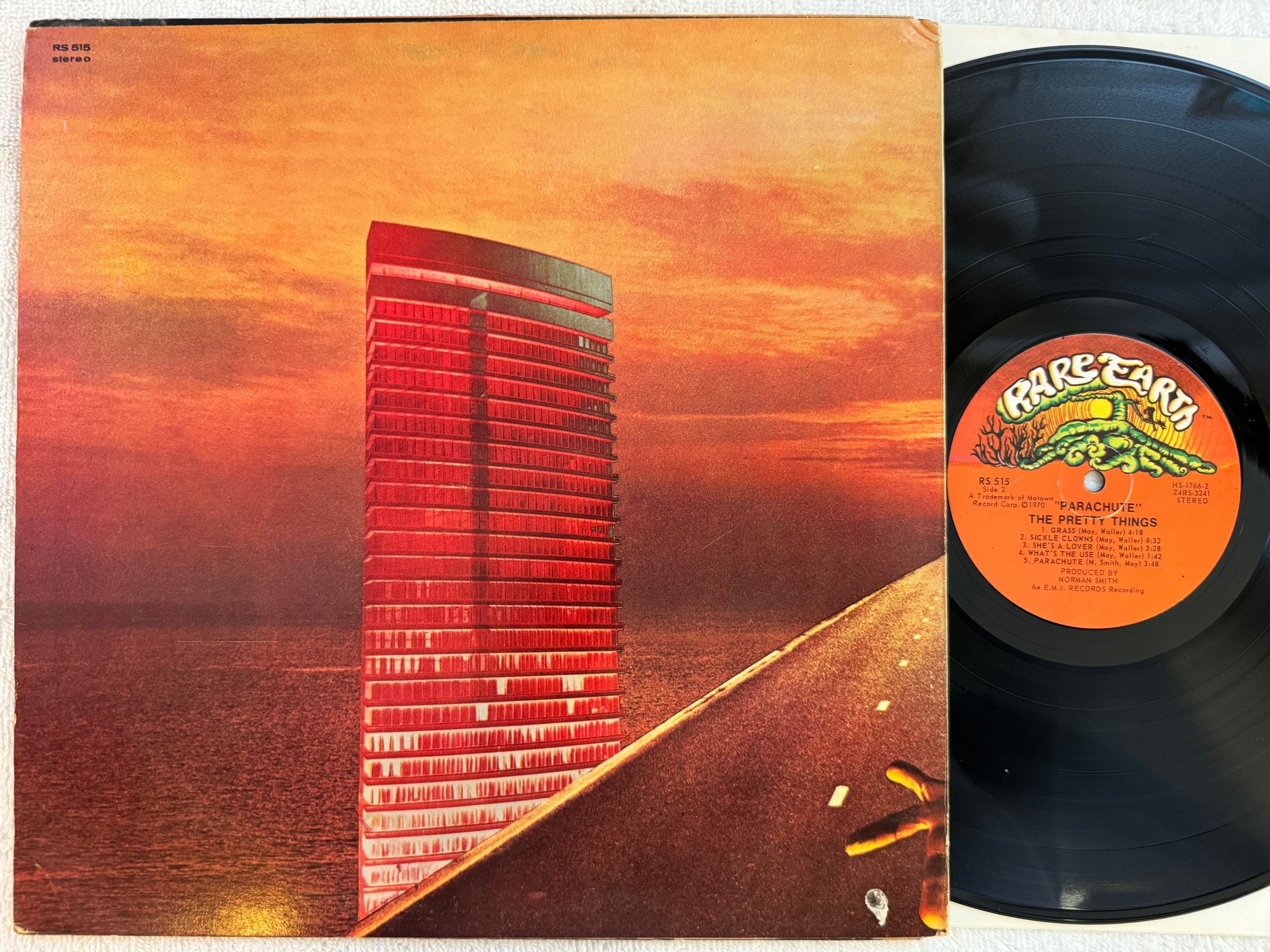 Omslagsbild för skivan THE PRETTY THINGS parachute LP -70 US RARE EARTH RS 515