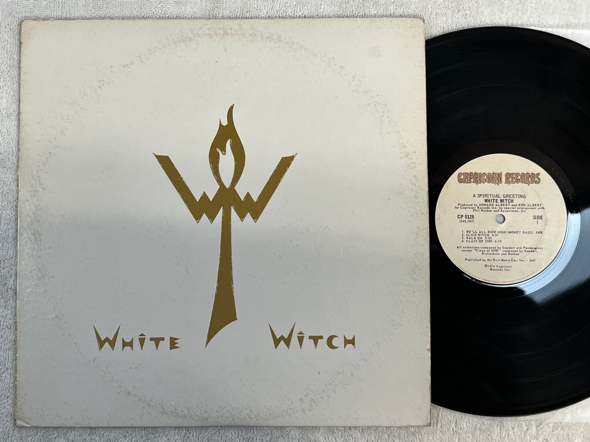 Omslagsbild för skivan WHITE WITCH a spiritual greeting LP -74 US CAPRICORN CP 0129