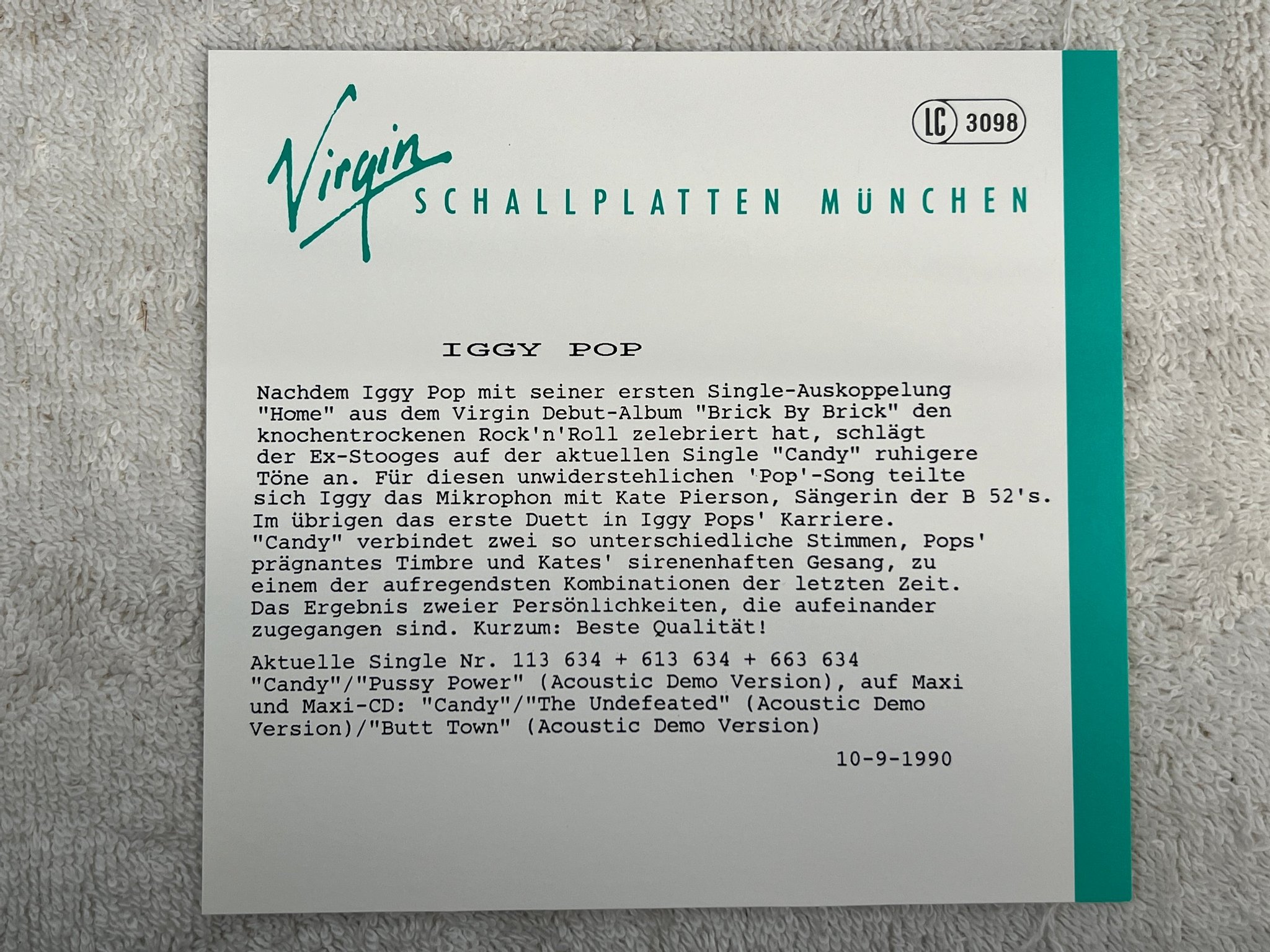 Omslagsbild för skivan IGGY POP candy 12"single -90 EU VIRGIN 613634