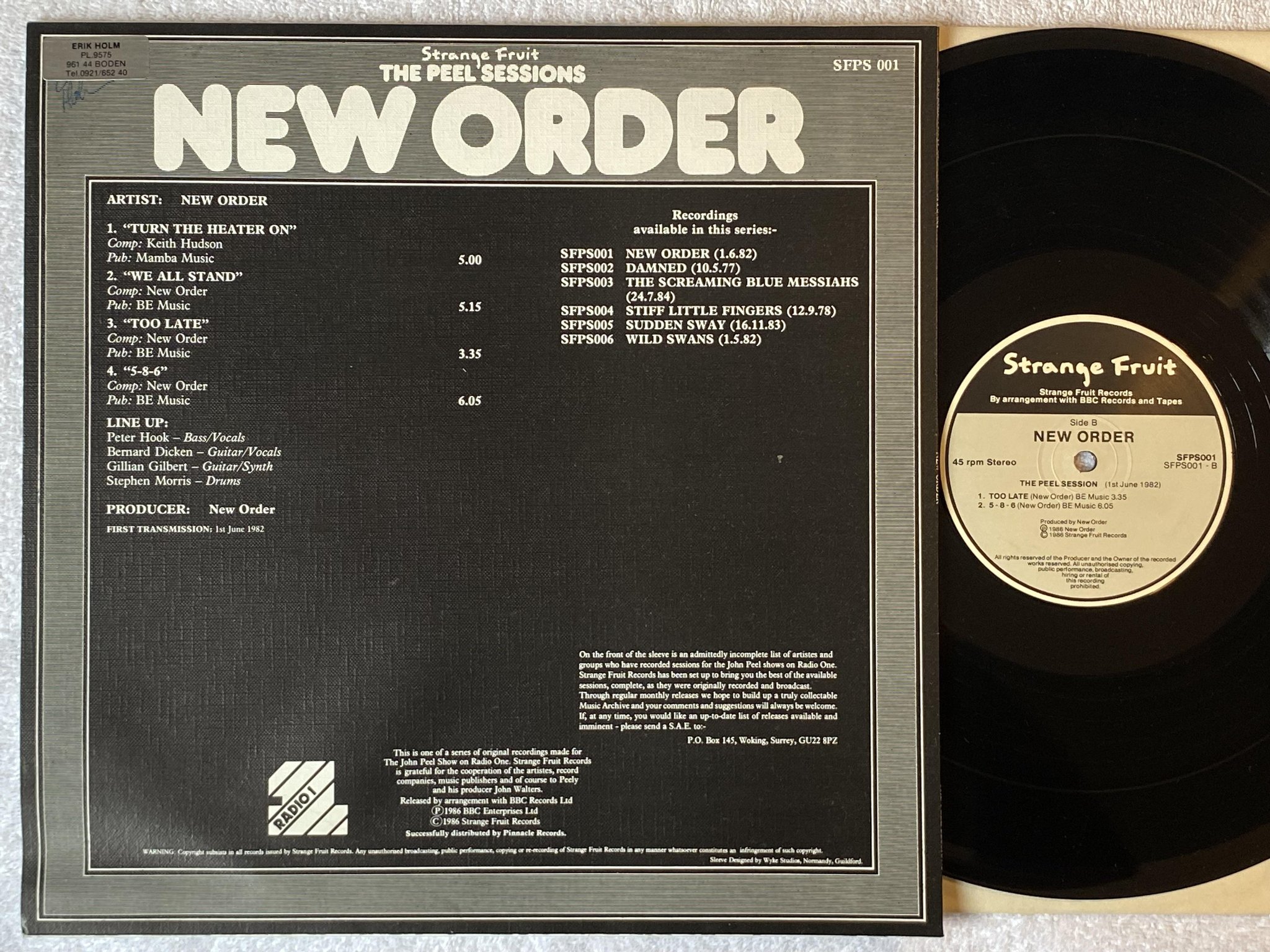 Omslagsbild för skivan NEW ORDER the peel sessions LP -86 UK STRANGE FRUIT SFPS001
