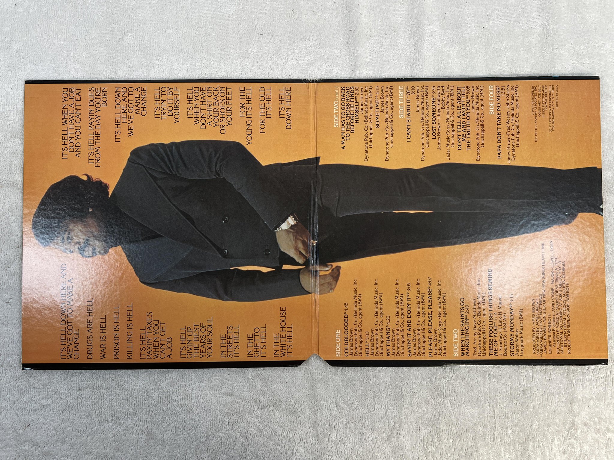 Omslagsbild för skivan JAMES BROWN hell 2xLP -74 US POLYDOR PD 2-9001 *** rare funky soul ***