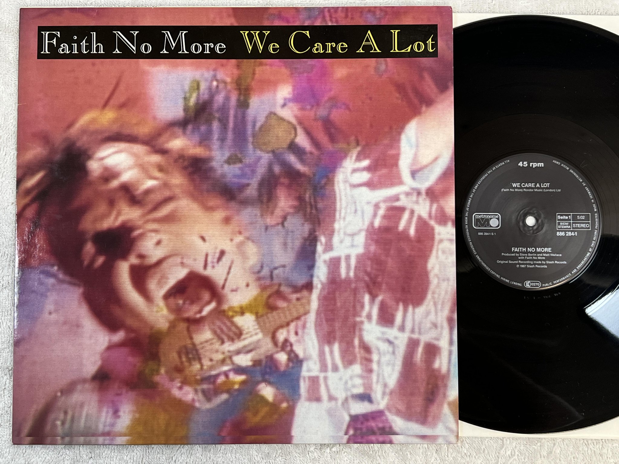 Omslagsbild för skivan FAITH NO MORE we care a lot 12" -87 Ger METRONOME 886 284-1
