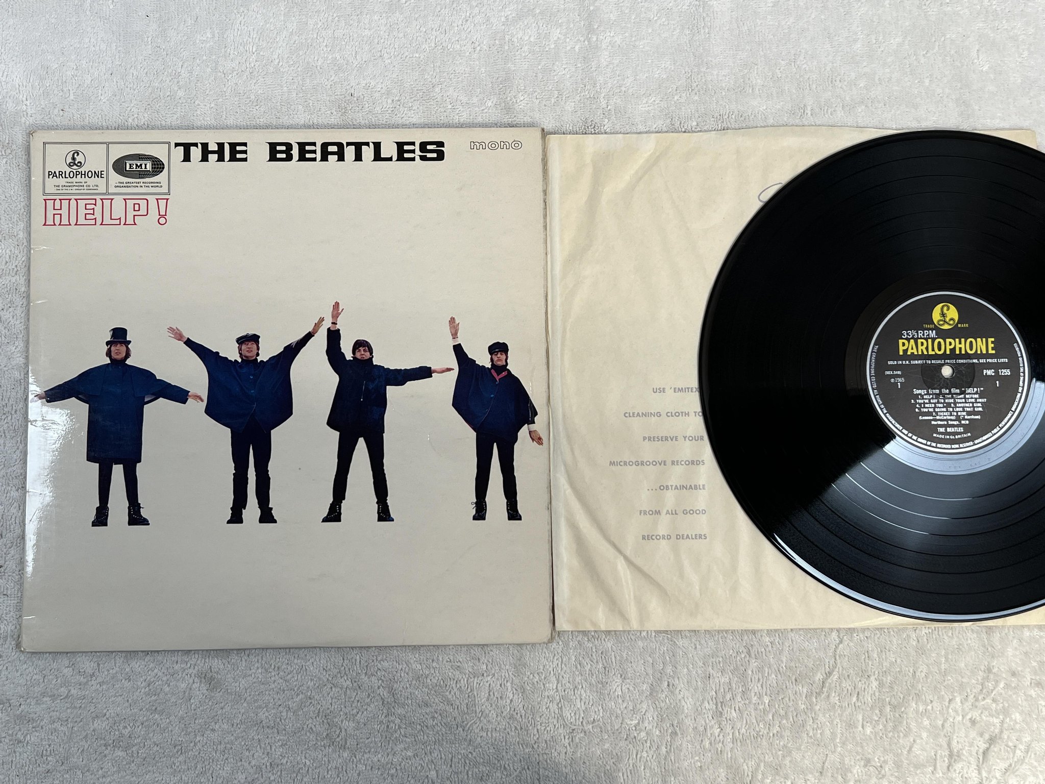 Omslagsbild för skivan THE BEATLES help! LP -65 UK PARLOPHONE PMC 1255
