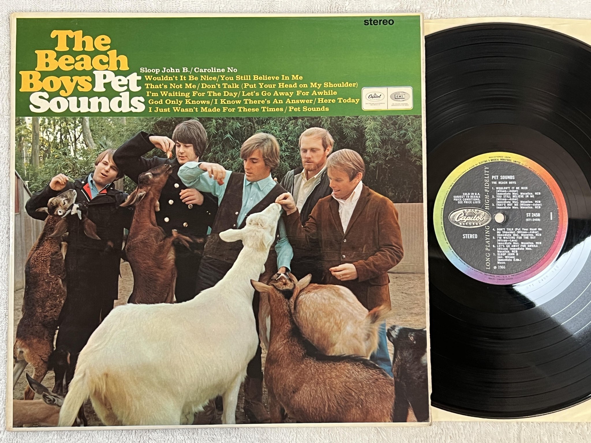 Omslagsbild för skivan THE BEACH BOYS pet sounds LP -66 UK CAPITOL ST 2458 *** C L A S S I C ***