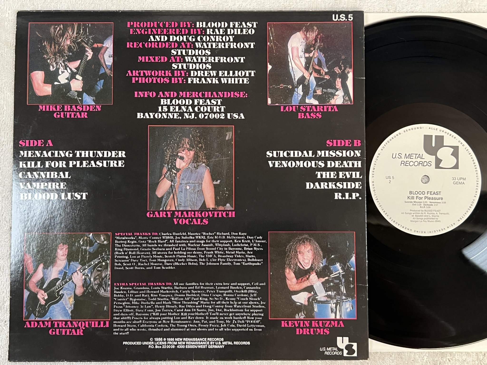 Omslagsbild för skivan BLOOD FEAST kill for pleasure LP -86 Ger US METAL U.S.5