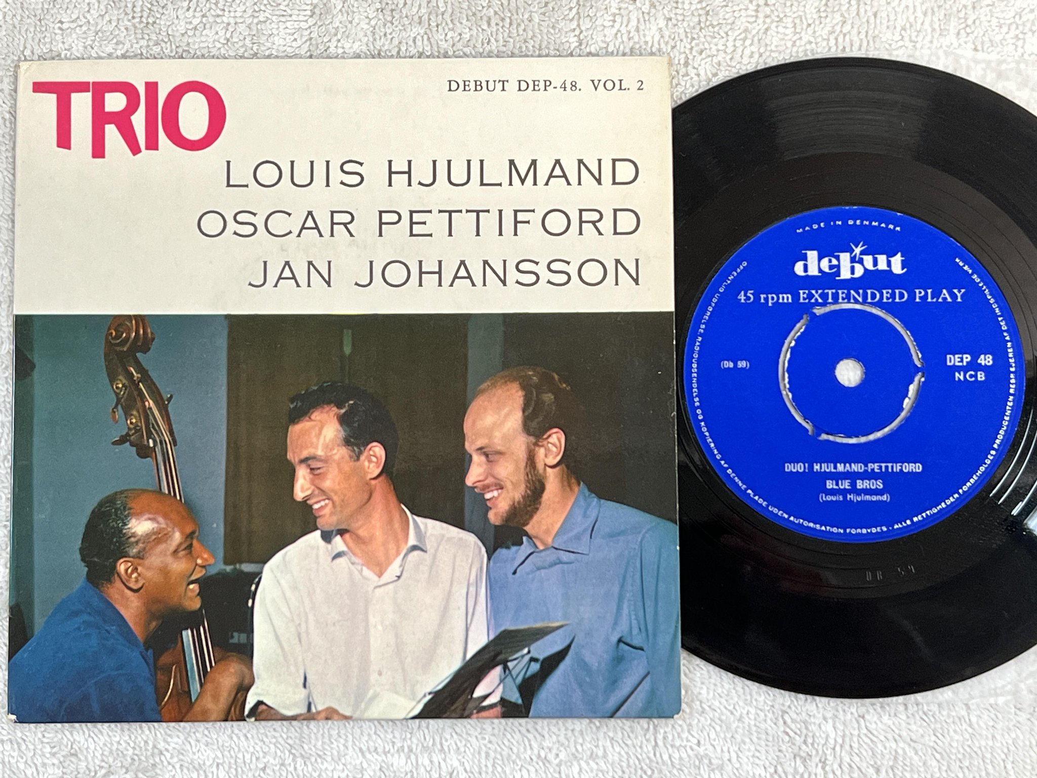 Omslagsbild för skivan HJULMAND PETTIFORD JOHANSSON TRIO vol 2 7" -59 Denmark DEBUT DEP 48