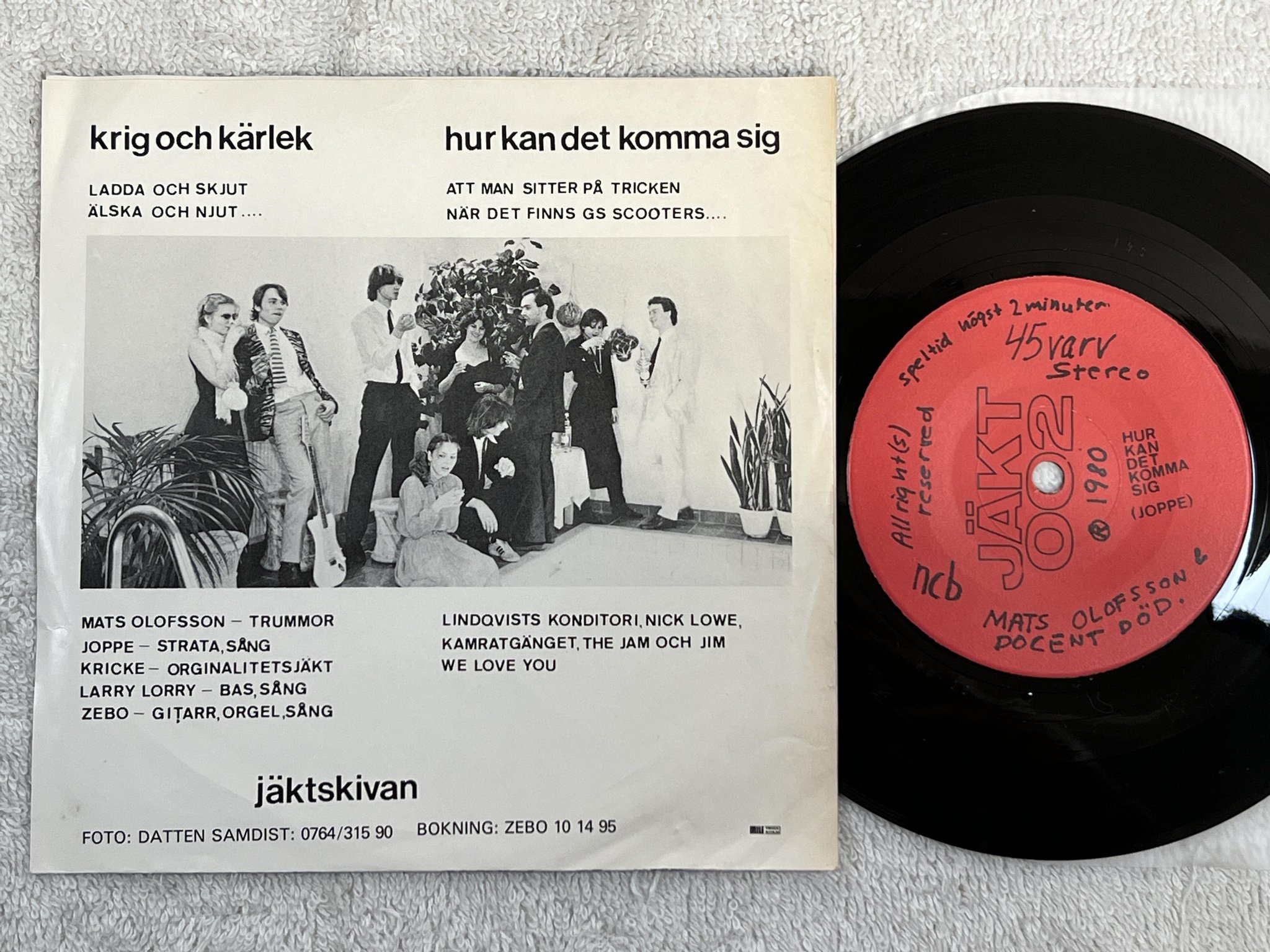 Omslagsbild för skivan MATS OLOFSSON med DOCENT DÖD Krig Och Kärlek 7" -80 JÄKTSKIVAN JÄKT 002