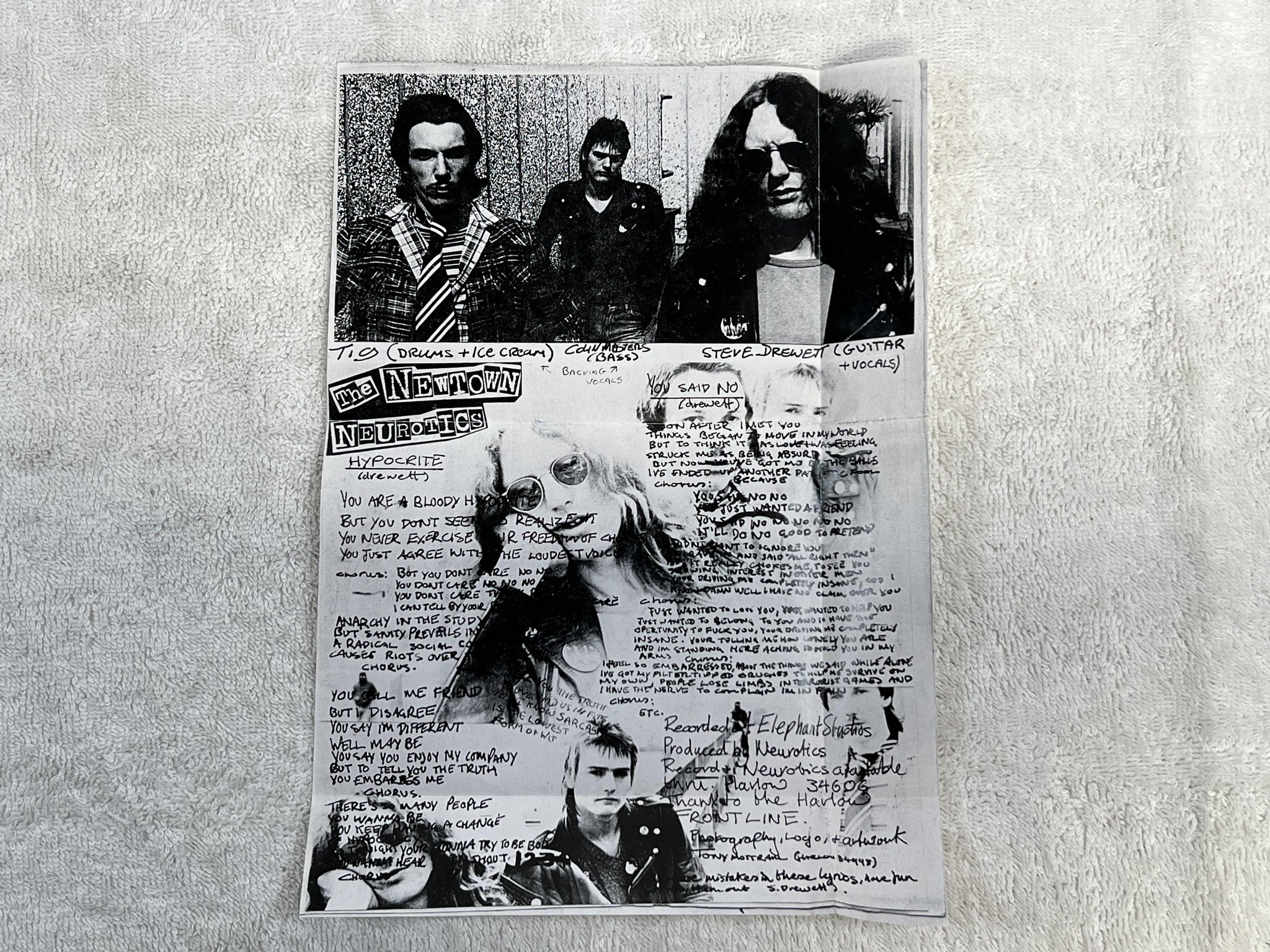 Omslagsbild för skivan THE NEWTOWN NEUROTICS hypocrite 7" -79 UK NO WONDER NoW 1 *** rare punk ***