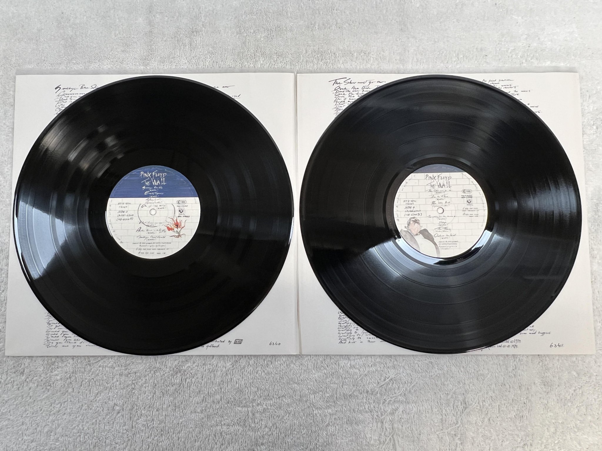 Omslagsbild för skivan PINK FLOYD the wall 2xLP -79 HOL harvest 158-63411