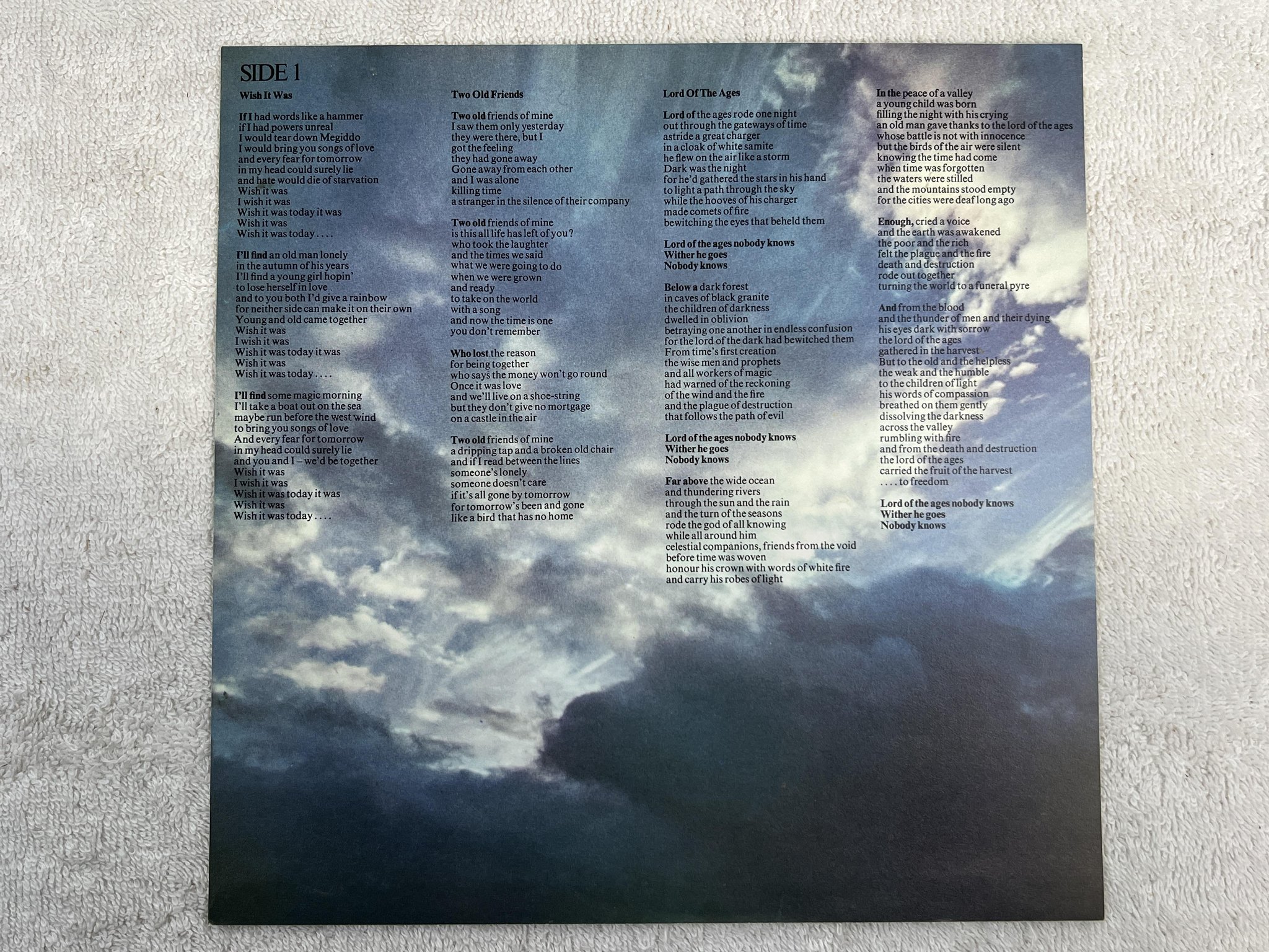 Omslagsbild för skivan MAGNA CARTA lord of the ages LP -73 UK VERTIGO 6360093