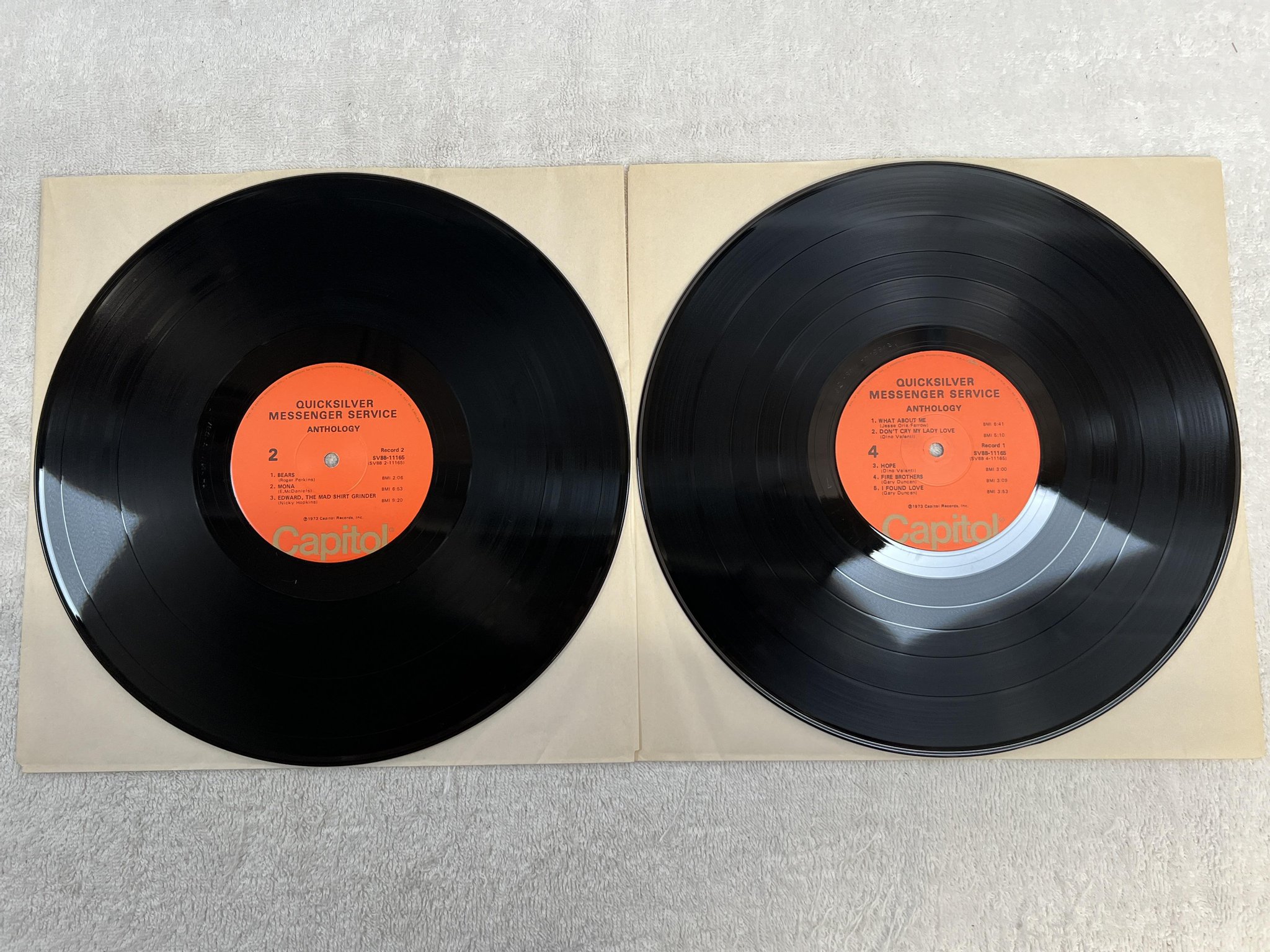 Omslagsbild för skivan QUICKSILVER MESSENGER SERVICE anthology 2xLP -73 US CAPITOL SVBB 11165