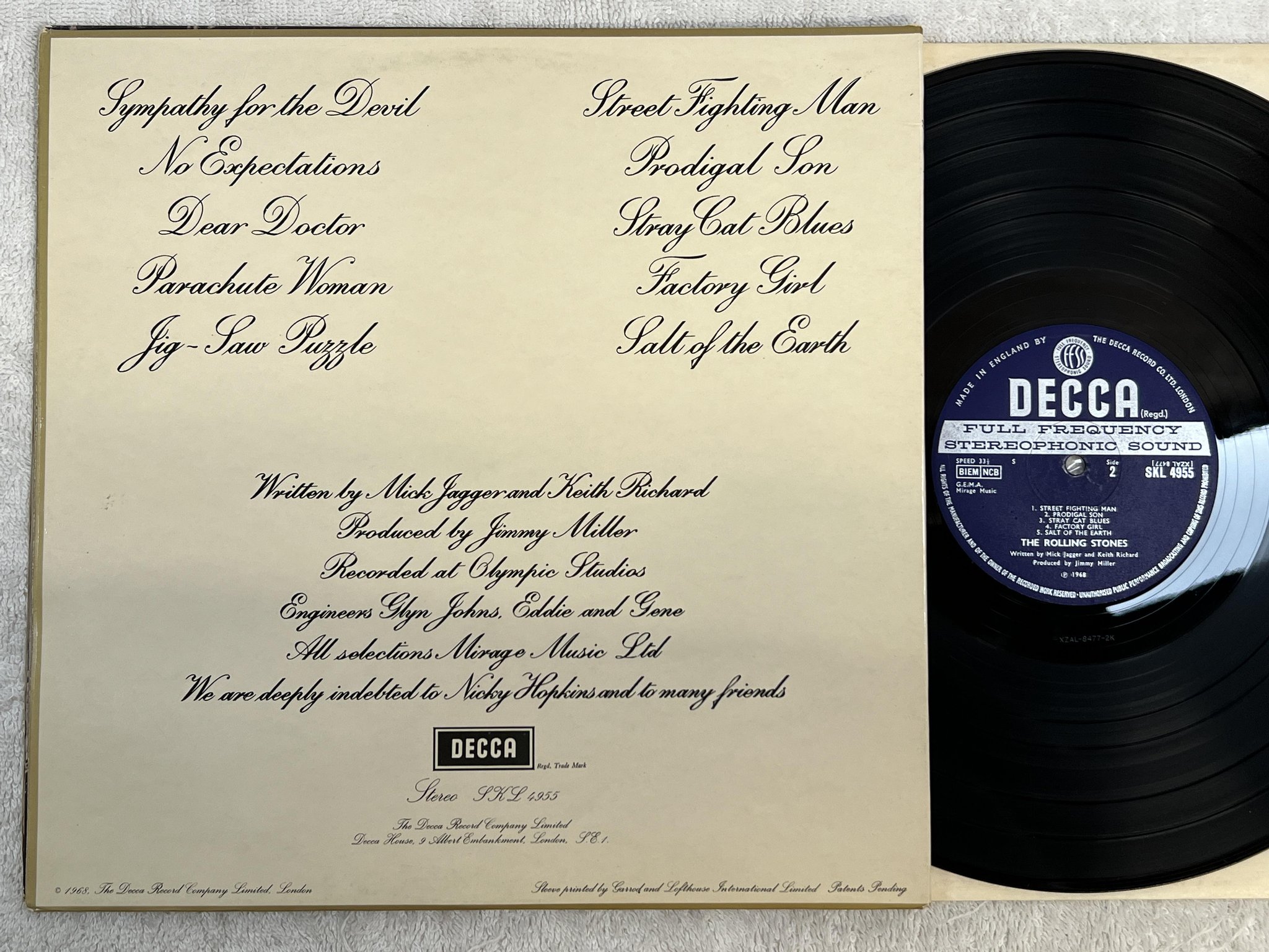 Omslagsbild för skivan THE ROLLING STONES beggars banquet LP -68 UK DECCA SKL 4955