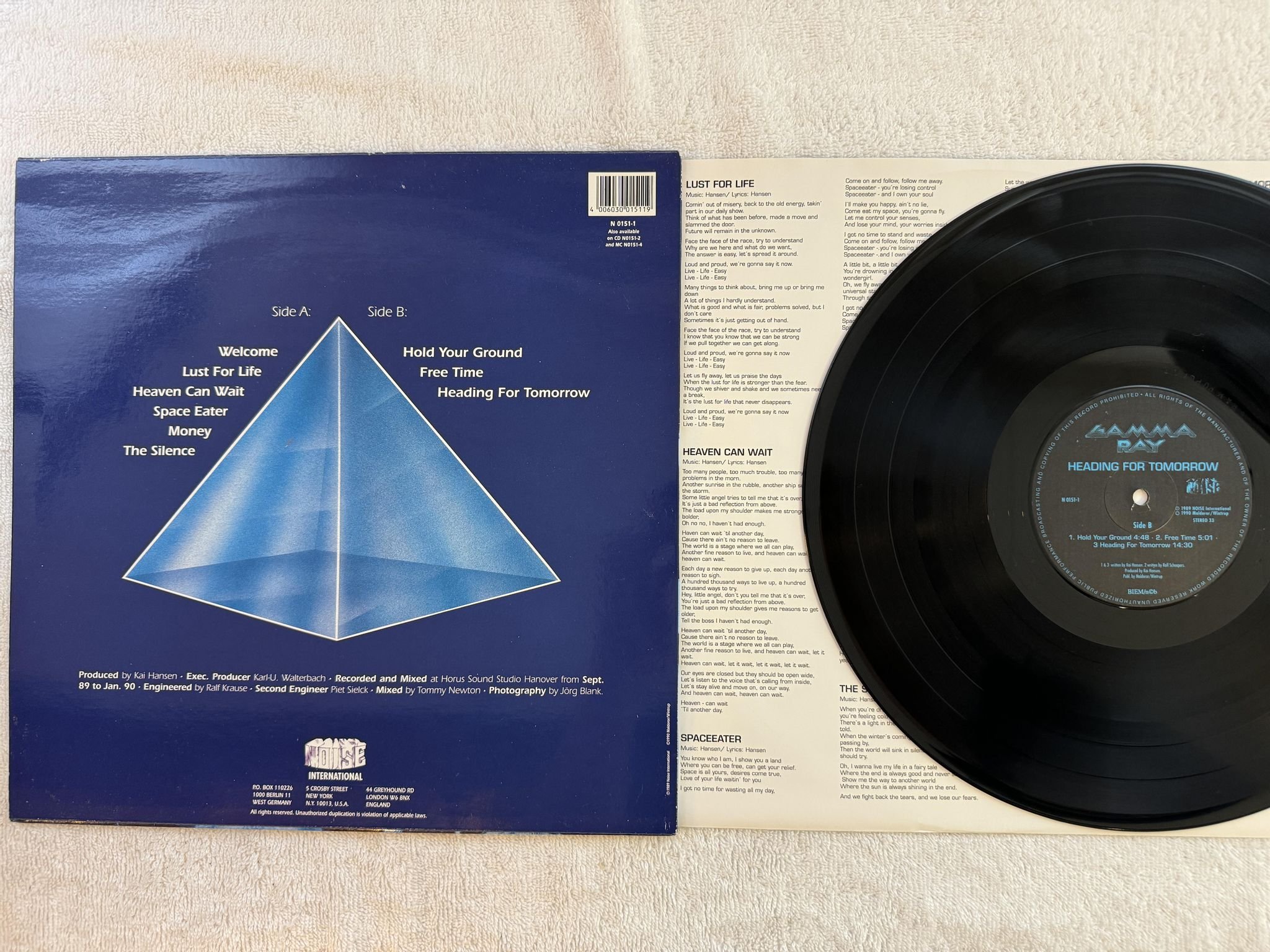 Omslagsbild för skivan GAMMA RAY heading for tomorrow LP -90 ncb NOISE INTERNATIONAL N 0151-1