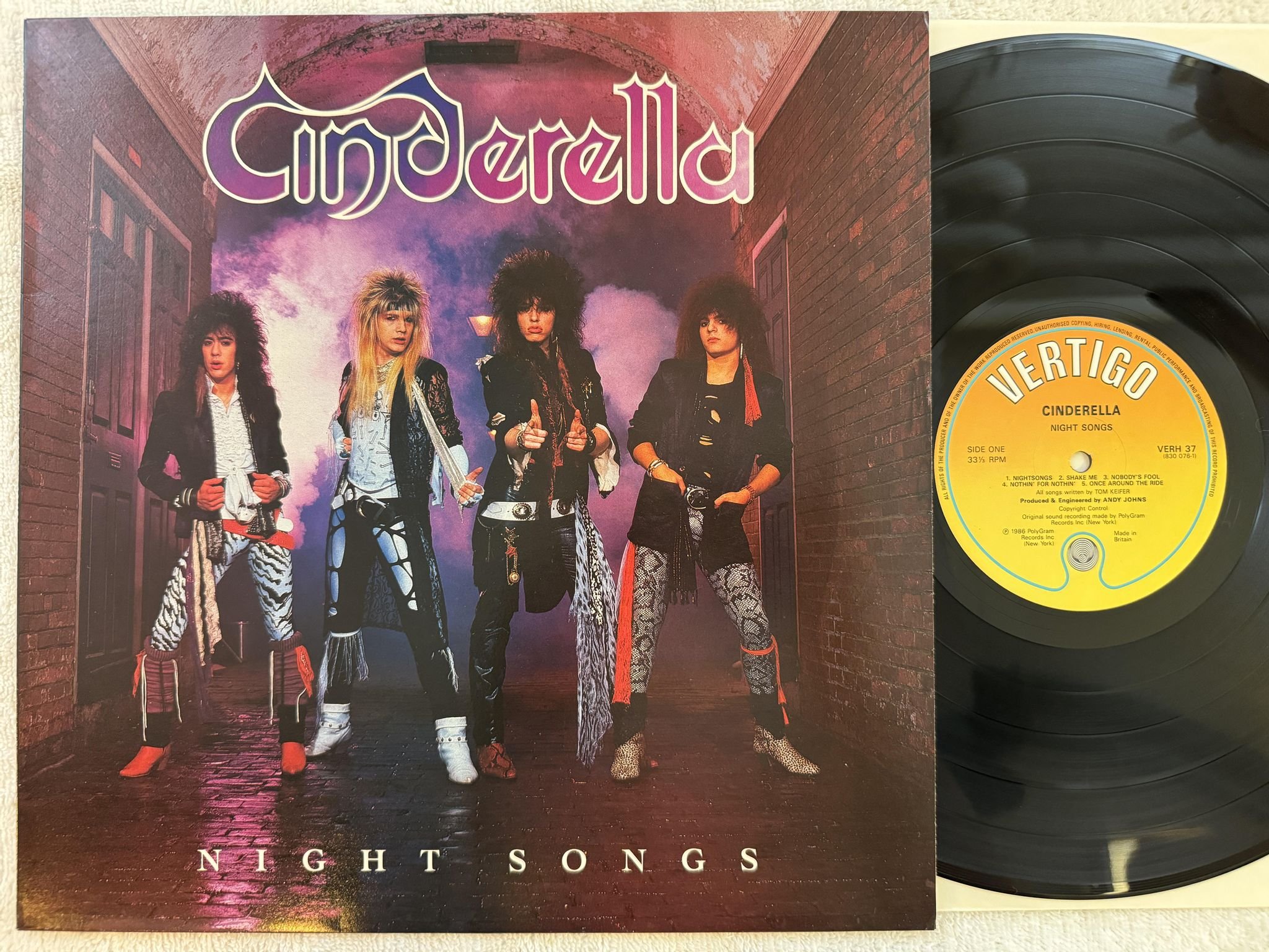 Omslagsbild för skivan CINDERELLA night songs LP -86 UK VERTIGO VERH 37