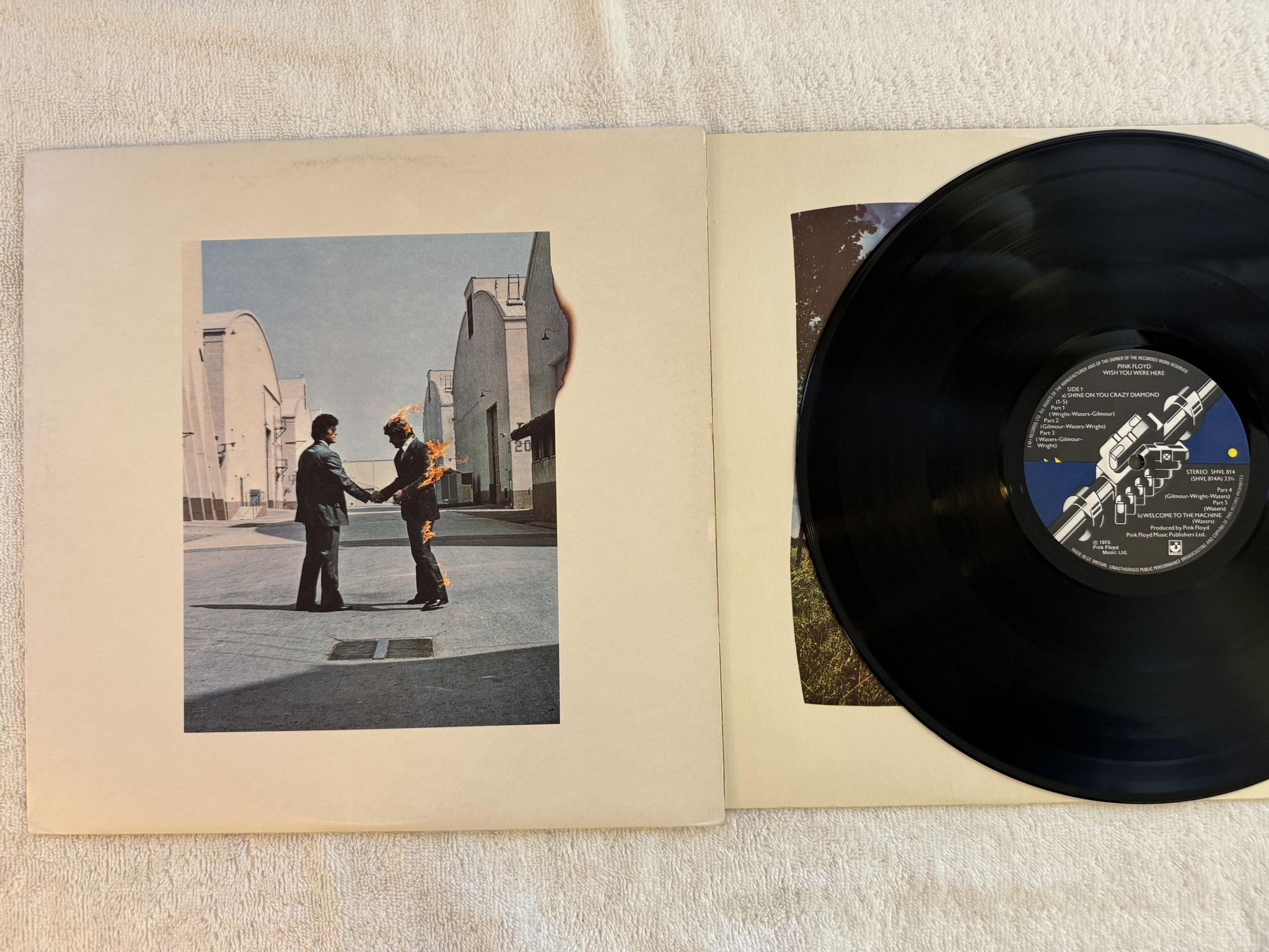 Omslagsbild för skivan PINK FLOYD wish you were there LP -75 UK HARVEST SHVL 814