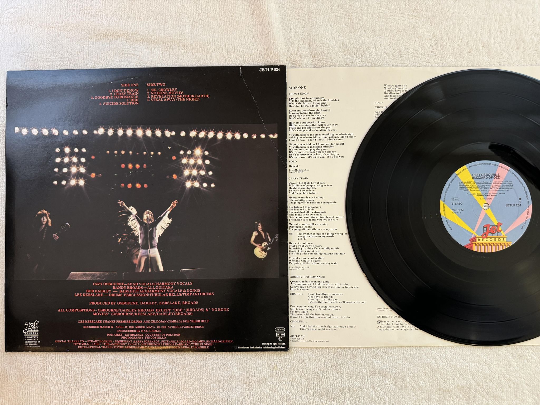Omslagsbild för skivan OZZY OSBOURNE blizzard of ozz LP -80 Hol JET JETLP 234
