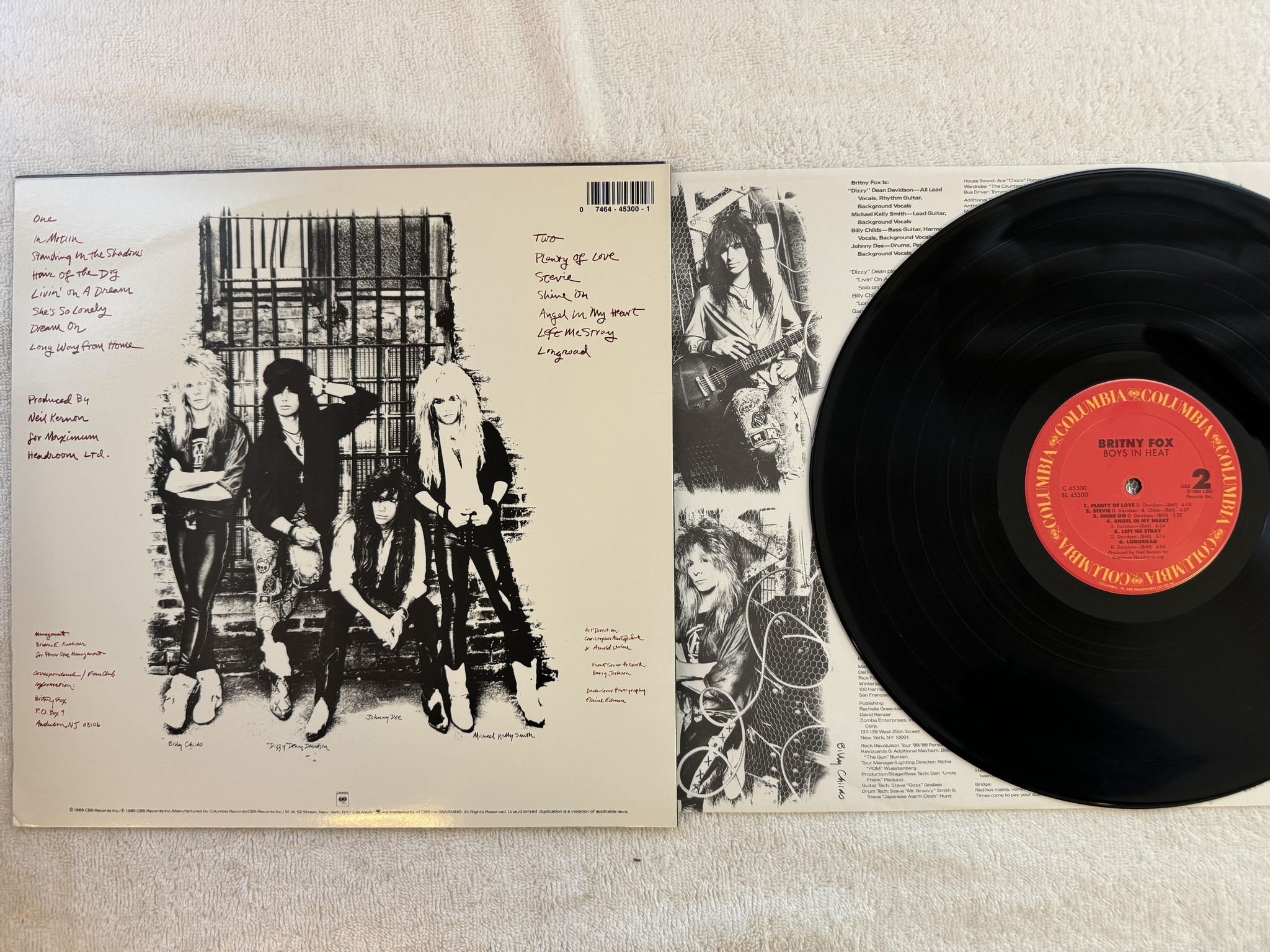 Omslagsbild för skivan BRITNY FOX Boys In Heat LP -89 US COLUMBIA C 45300