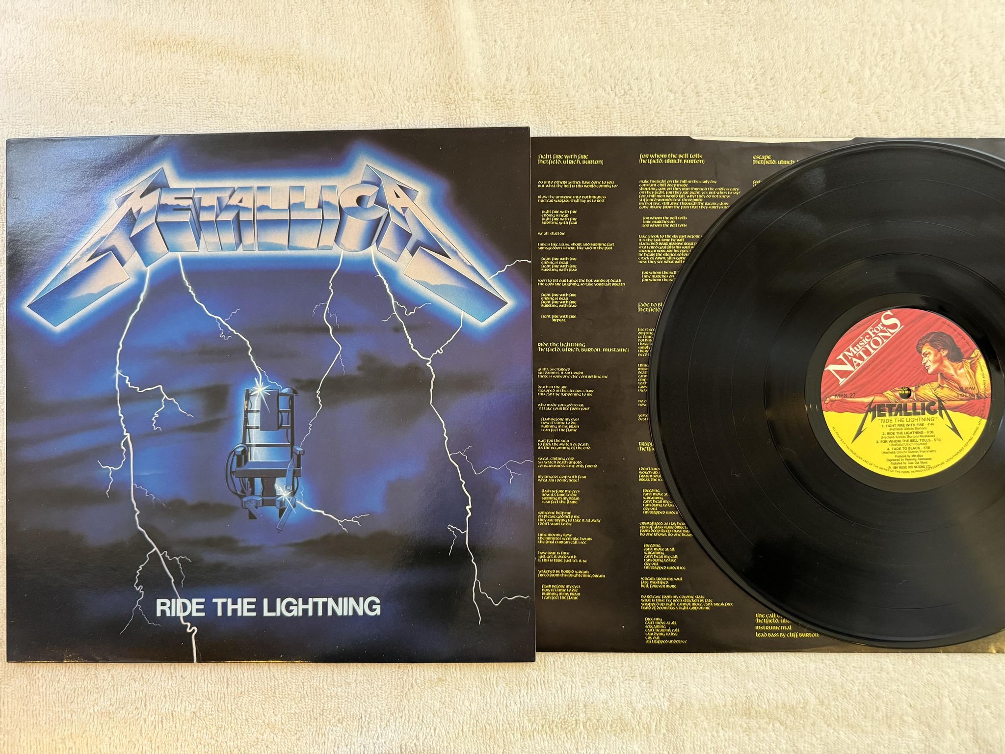 Omslagsbild för skivan METALLICA ride the lightning LP -84 MUSIC FOR NATIONS MFN 27