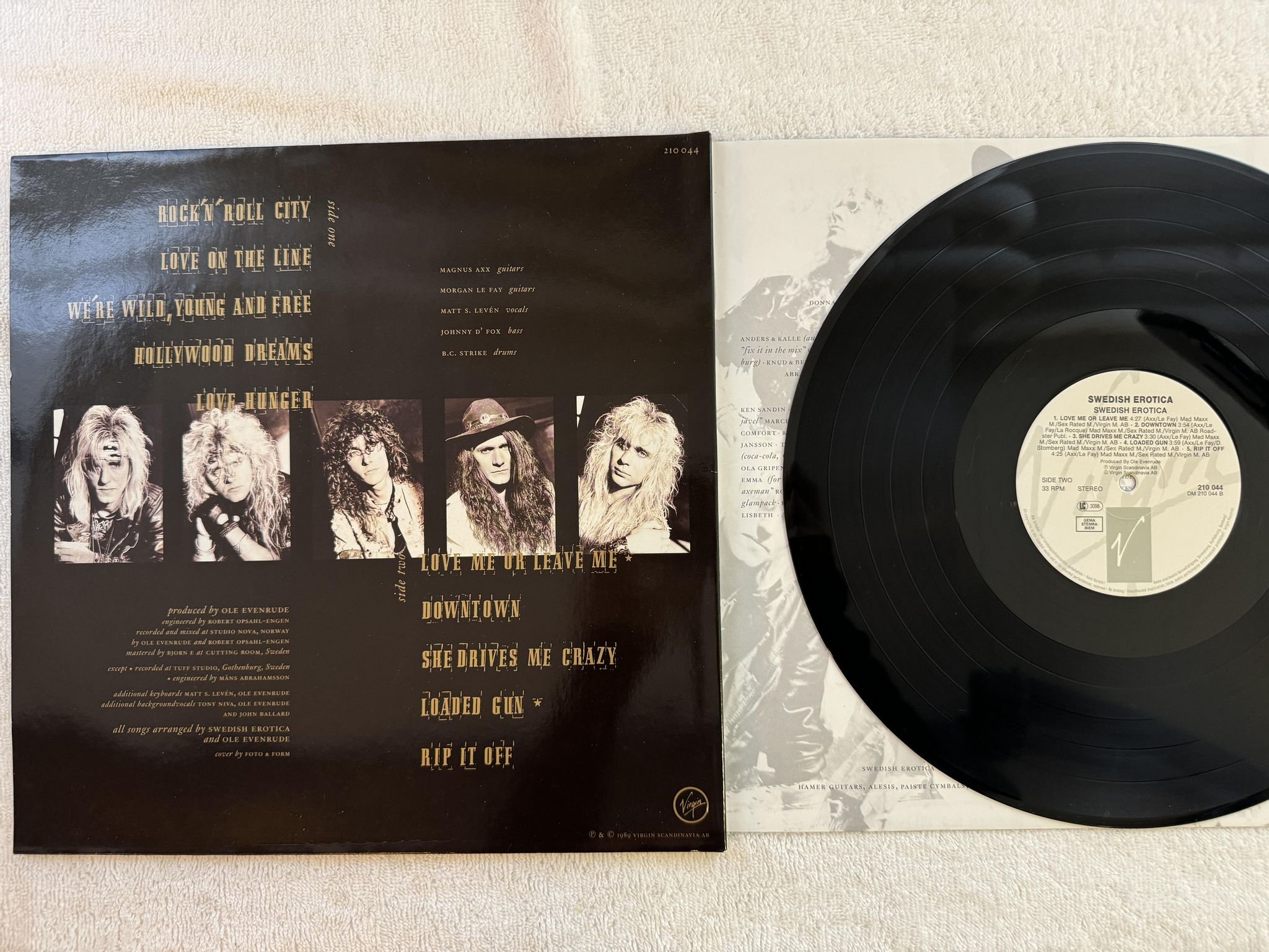 Omslagsbild för skivan SWEDISH EROTICA s/t LP -89 VIRGIN 210 044