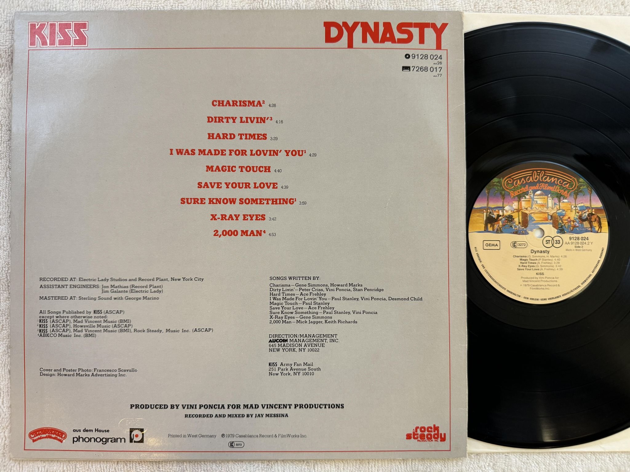 Omslagsbild för skivan KISS dynasty LP Ger CASABLANCA 9128024