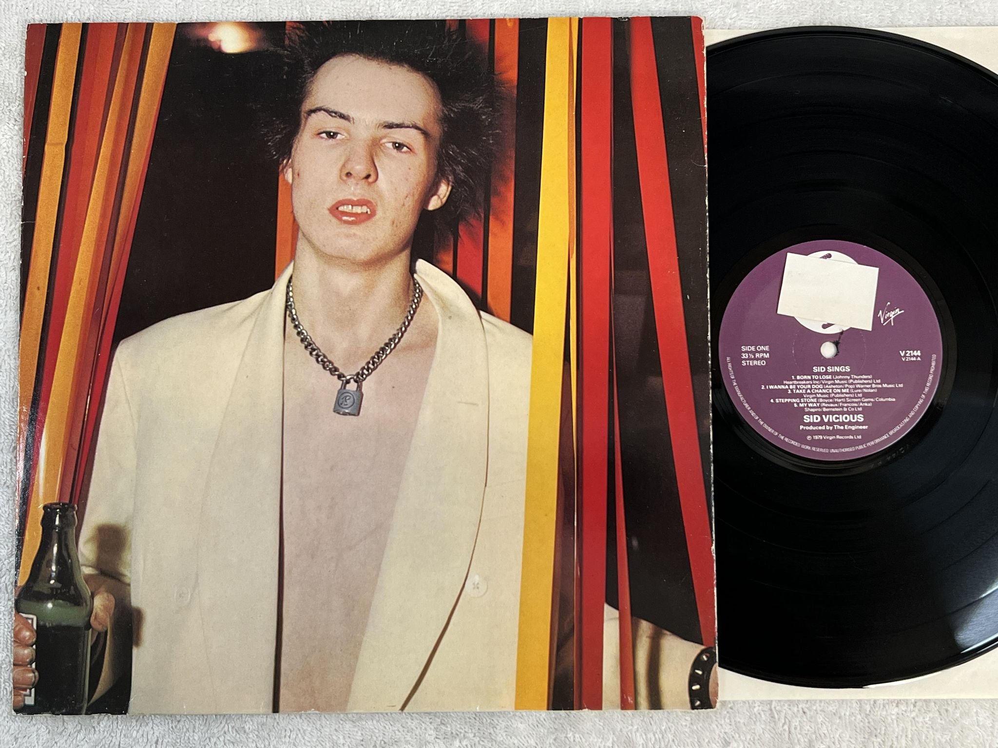 Omslagsbild för skivan SID VICIOUS sid sings LP -79 VIRGIN V2144