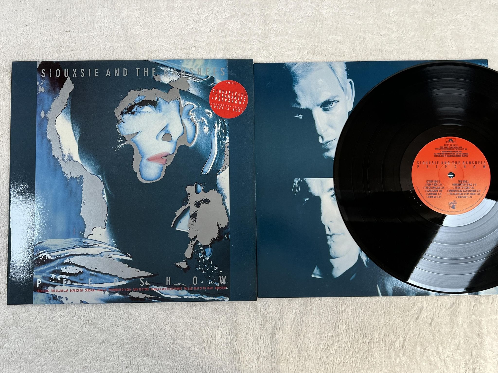 Omslagsbild för skivan SIOUXSIE AND THE BANSHEES peepshow LP -88 POLYDOR 837 240-1