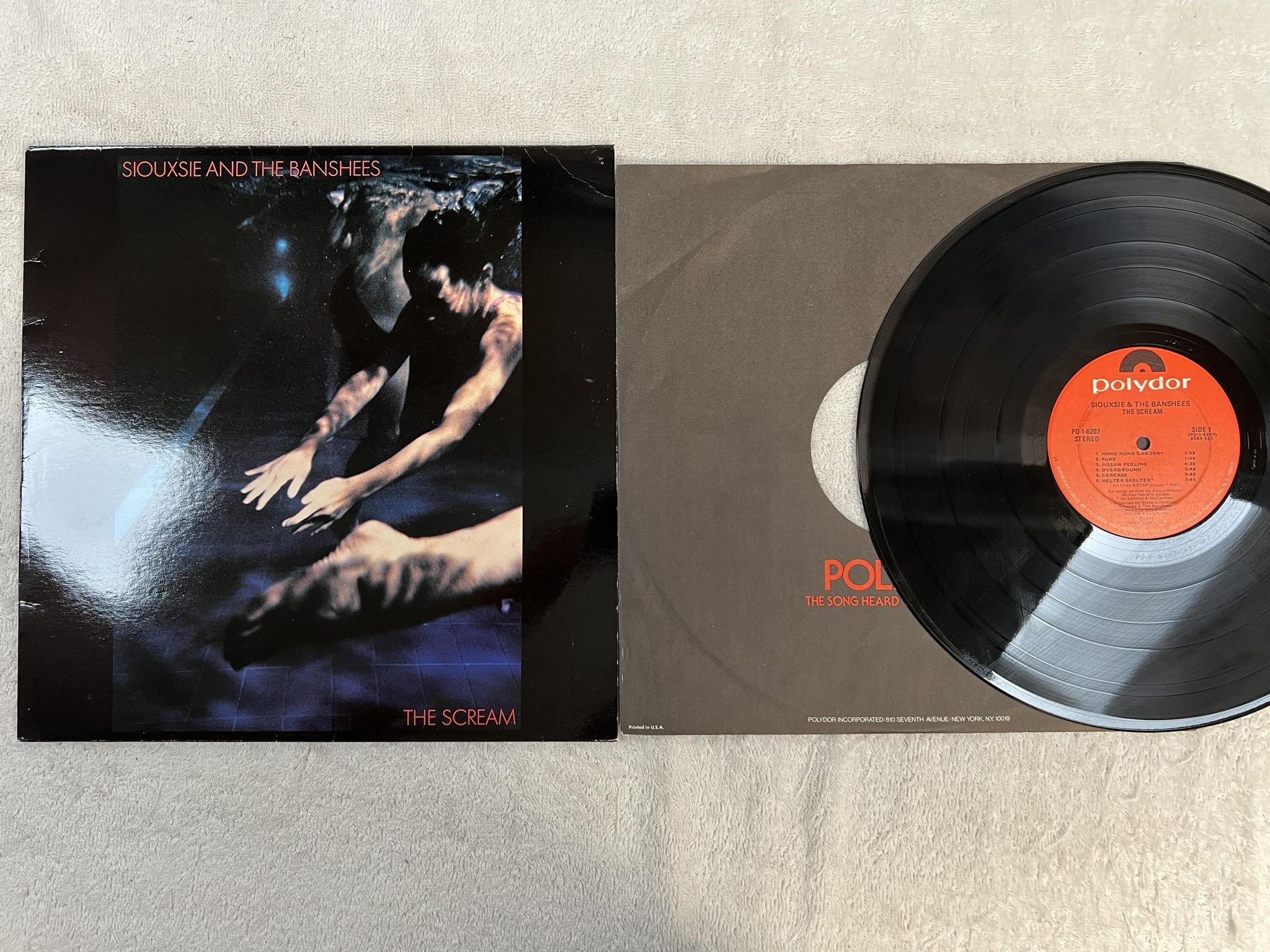 Omslagsbild för skivan SIOUXSIE AND THE BANSHEES the scream LP -78 US POLYDOR PD-A-6207