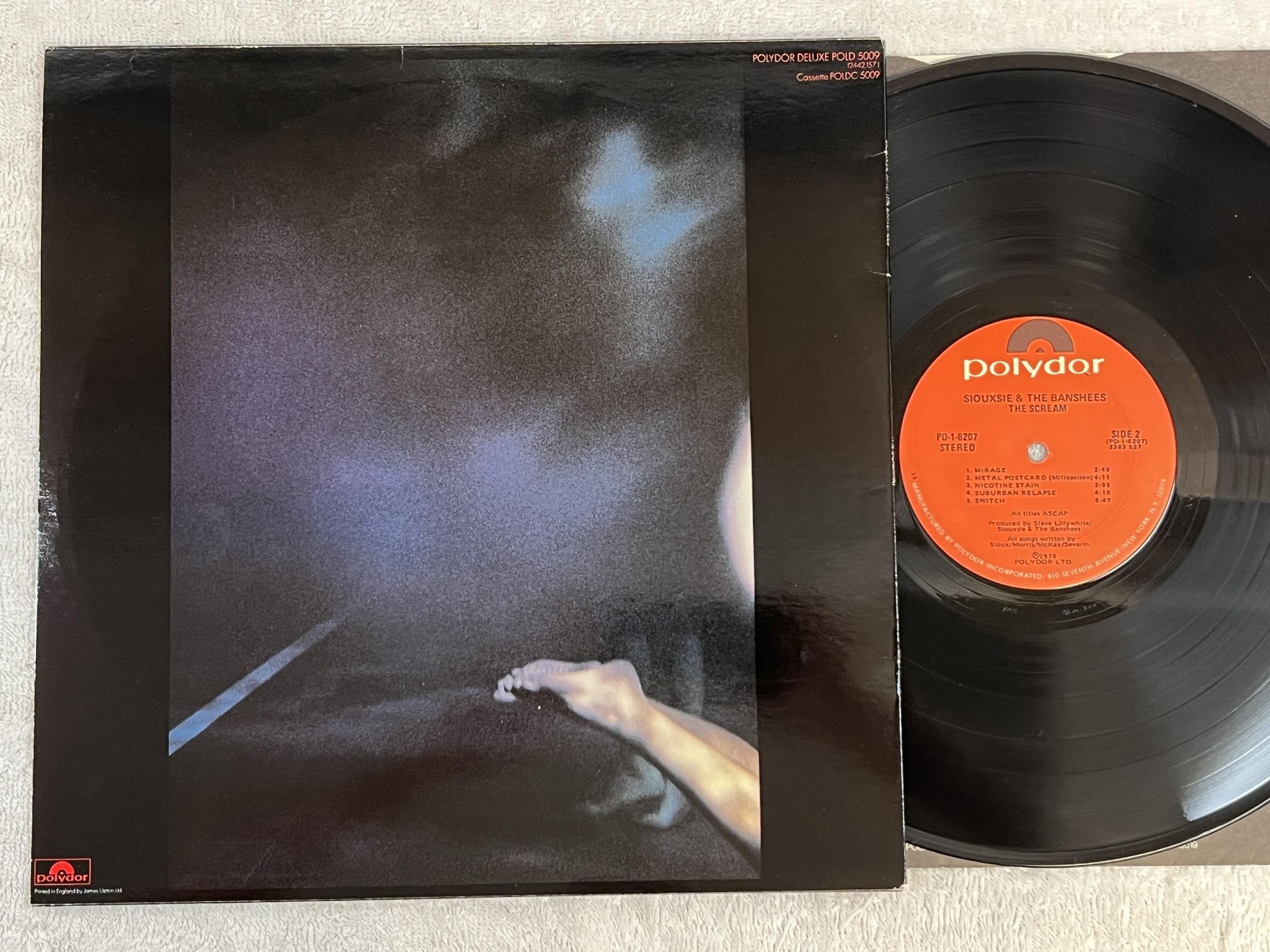 Omslagsbild för skivan SIOUXSIE AND THE BANSHEES the scream LP -78 US POLYDOR PD-A-6207