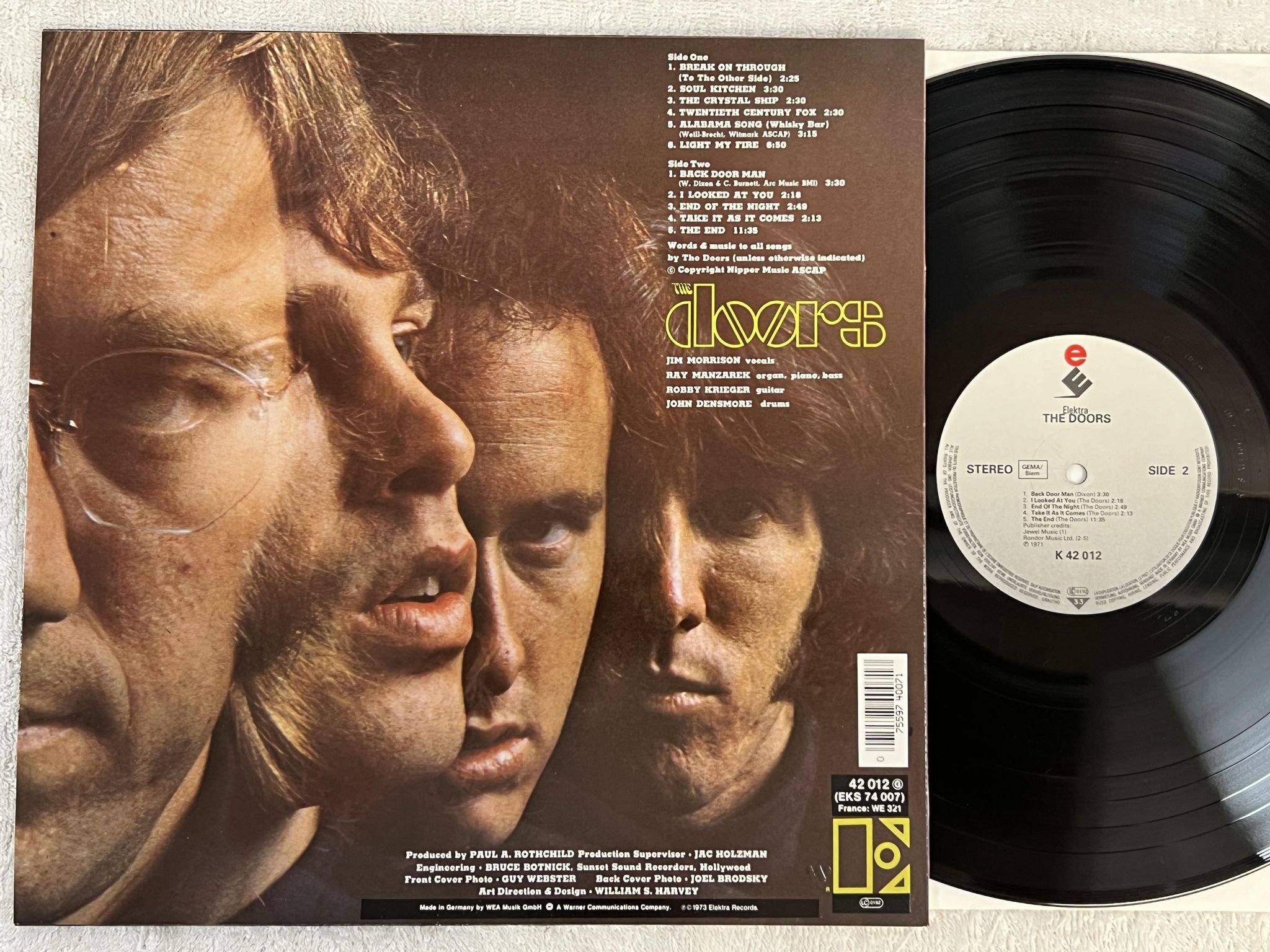 Omslagsbild för skivan THE DOORS s/t LP re ELEKTRA K 42 012