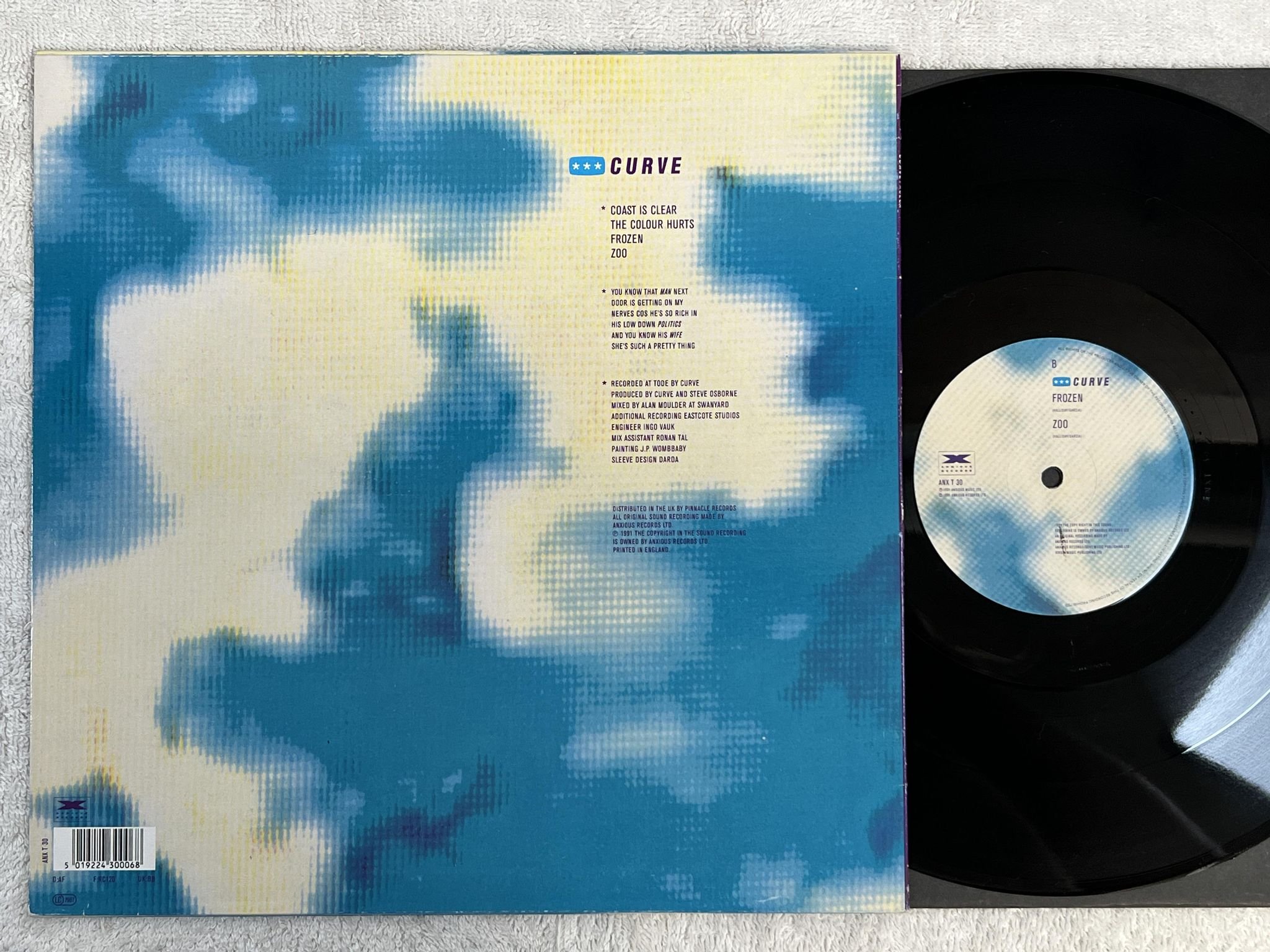 Omslagsbild för skivan CURVE frozen 12"ep -91 UK ANXIOUS ANC T 30